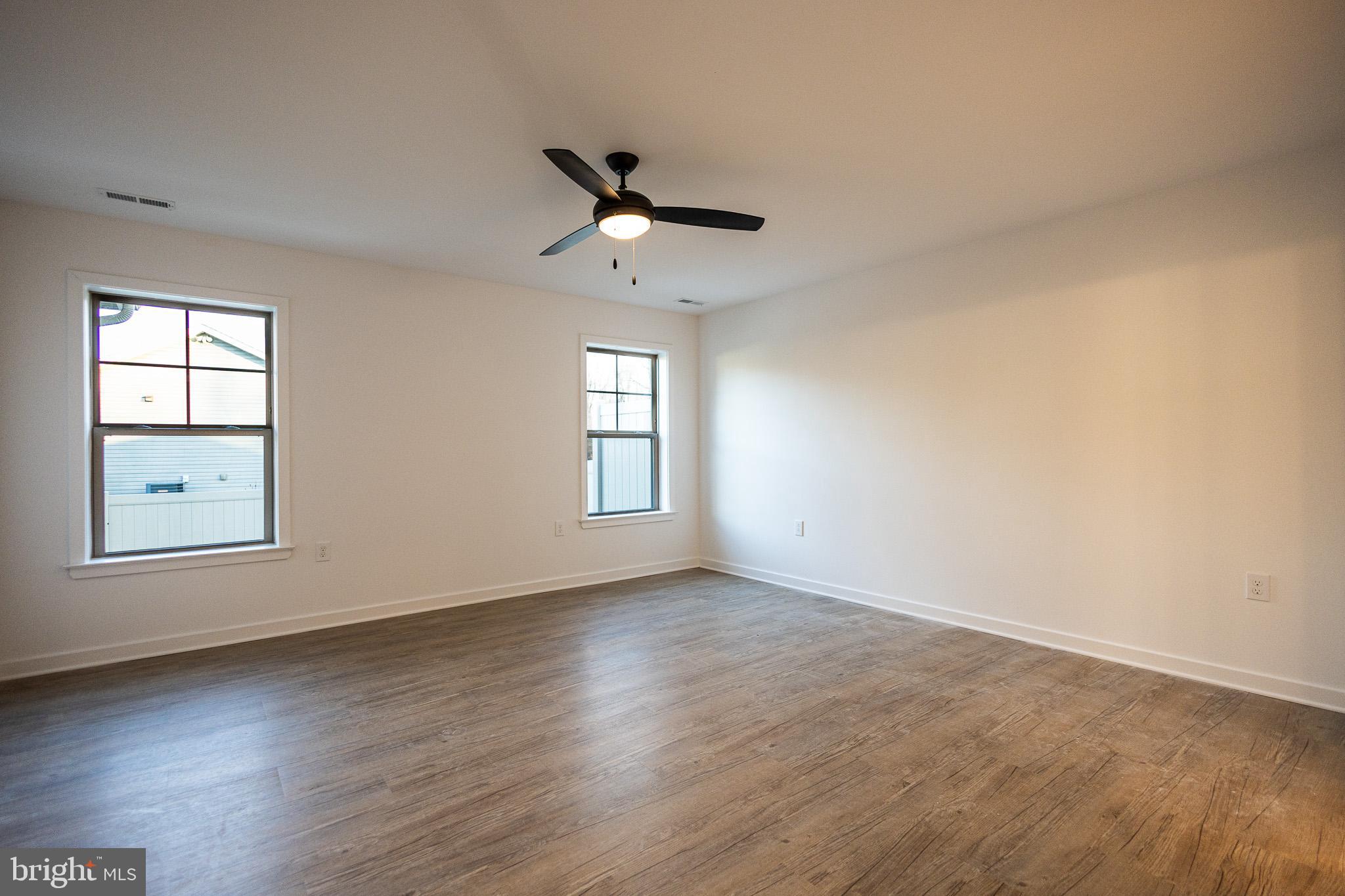 THE VILLAS AT WARM SPRINGS - Residential