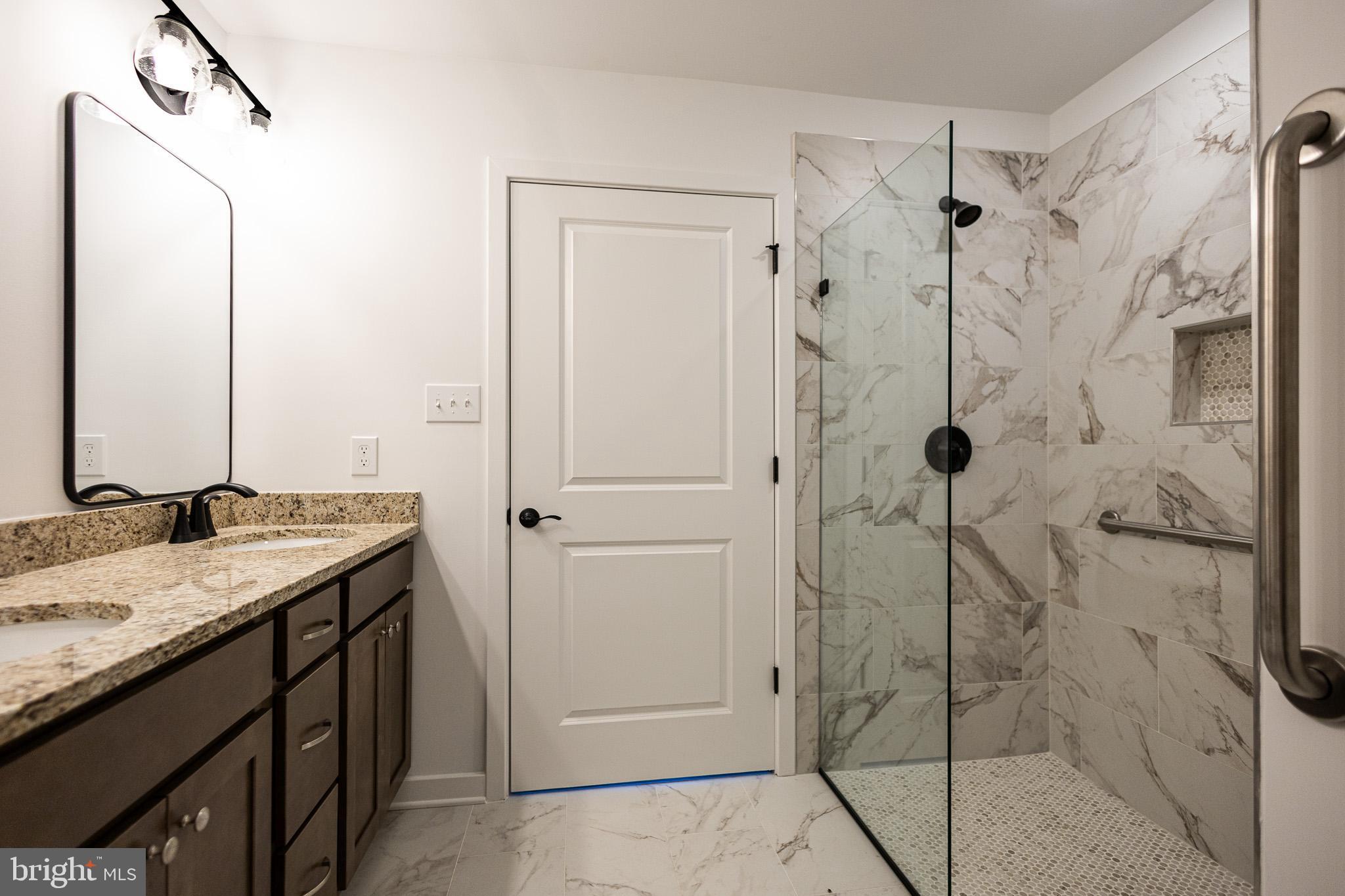 THE VILLAS AT WARM SPRINGS - Residential