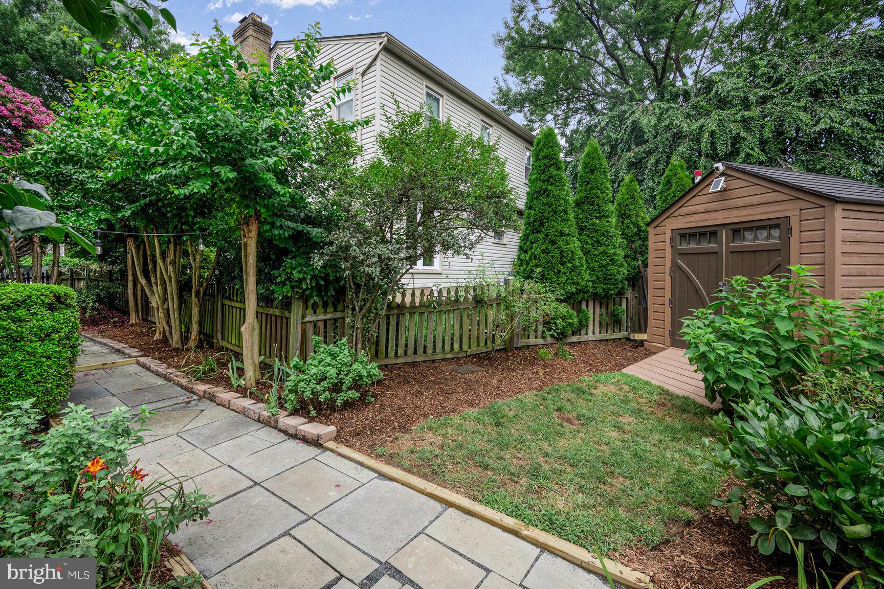 LACEY FOREST - Residential