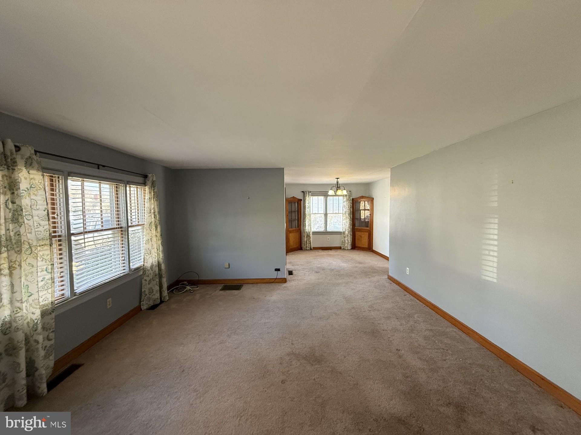 COLLEGE HEIGHTS - Residential