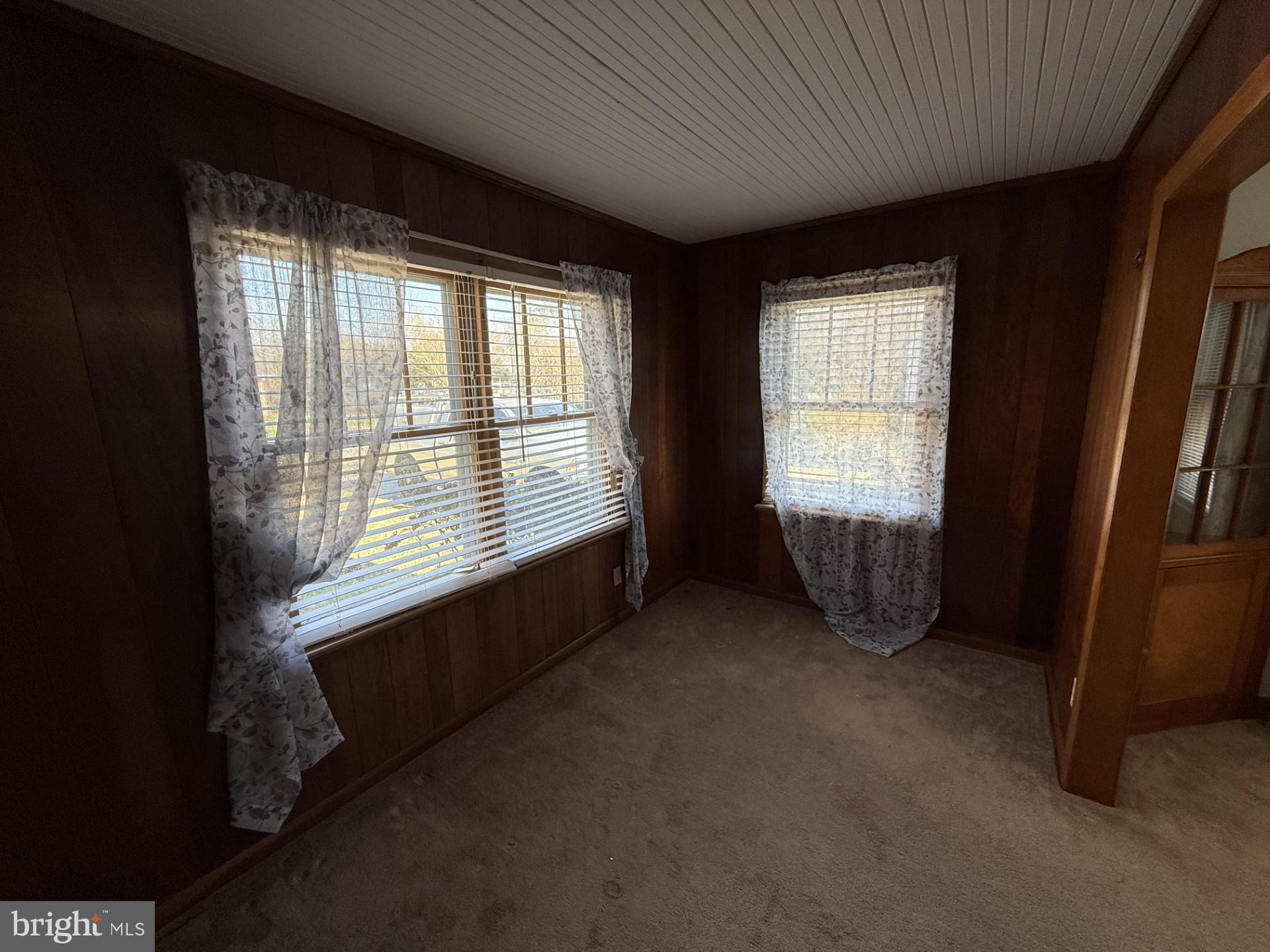 COLLEGE HEIGHTS - Residential