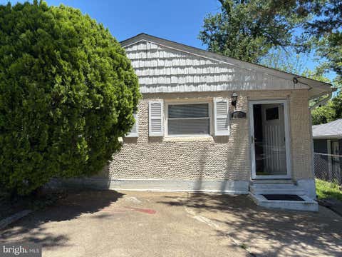 Homes For Sale - 411 Carmody Hills Drive<br/> CAPITOL HEIGHTS, MD 20743