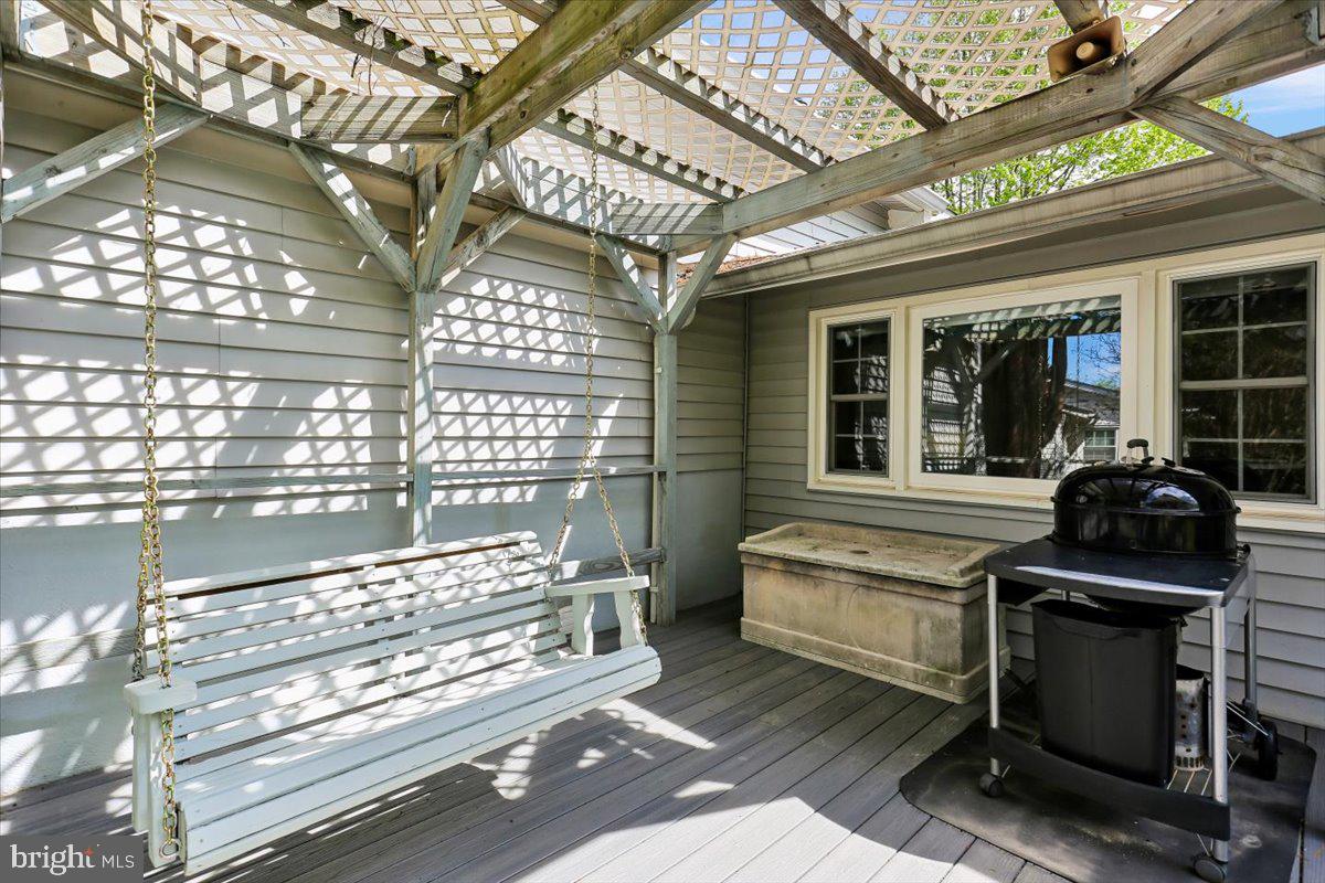 MILL CREEK TOWNE - Residential