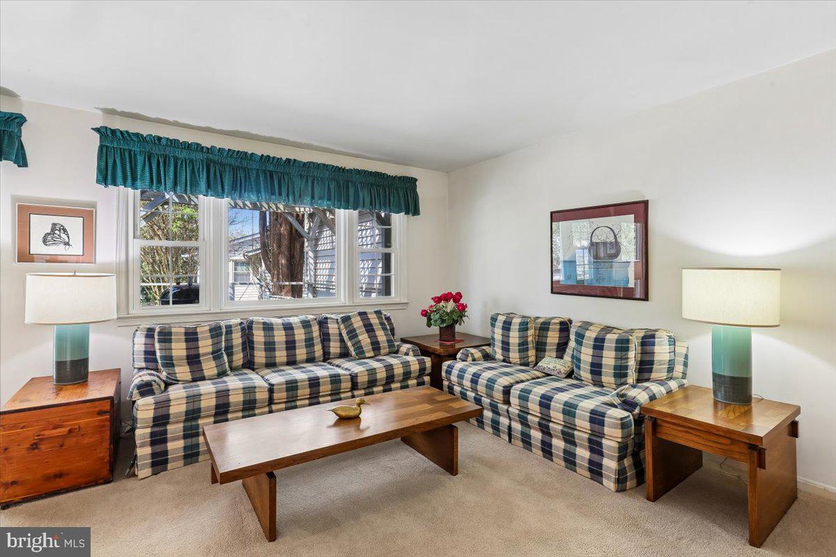 MILL CREEK TOWNE - Residential