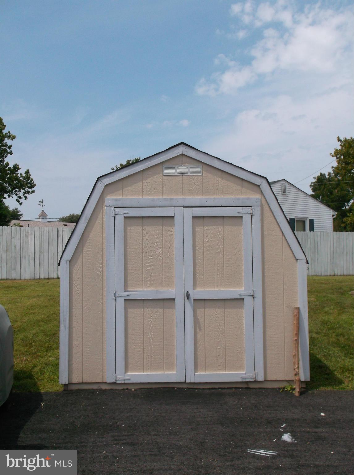 EBB TIDE BEACH - Residential Lease