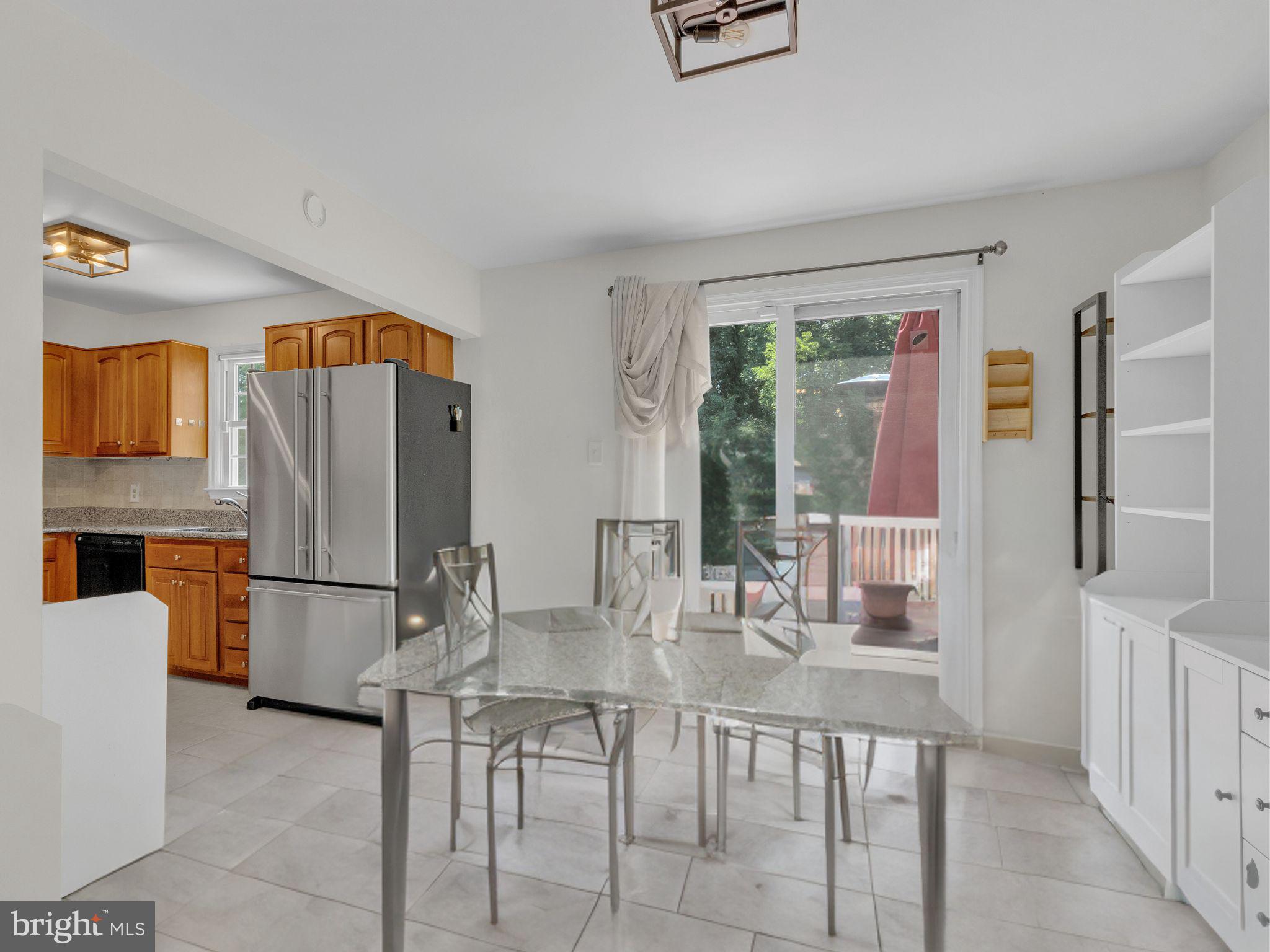 8247 CLIFTON FARM COURT