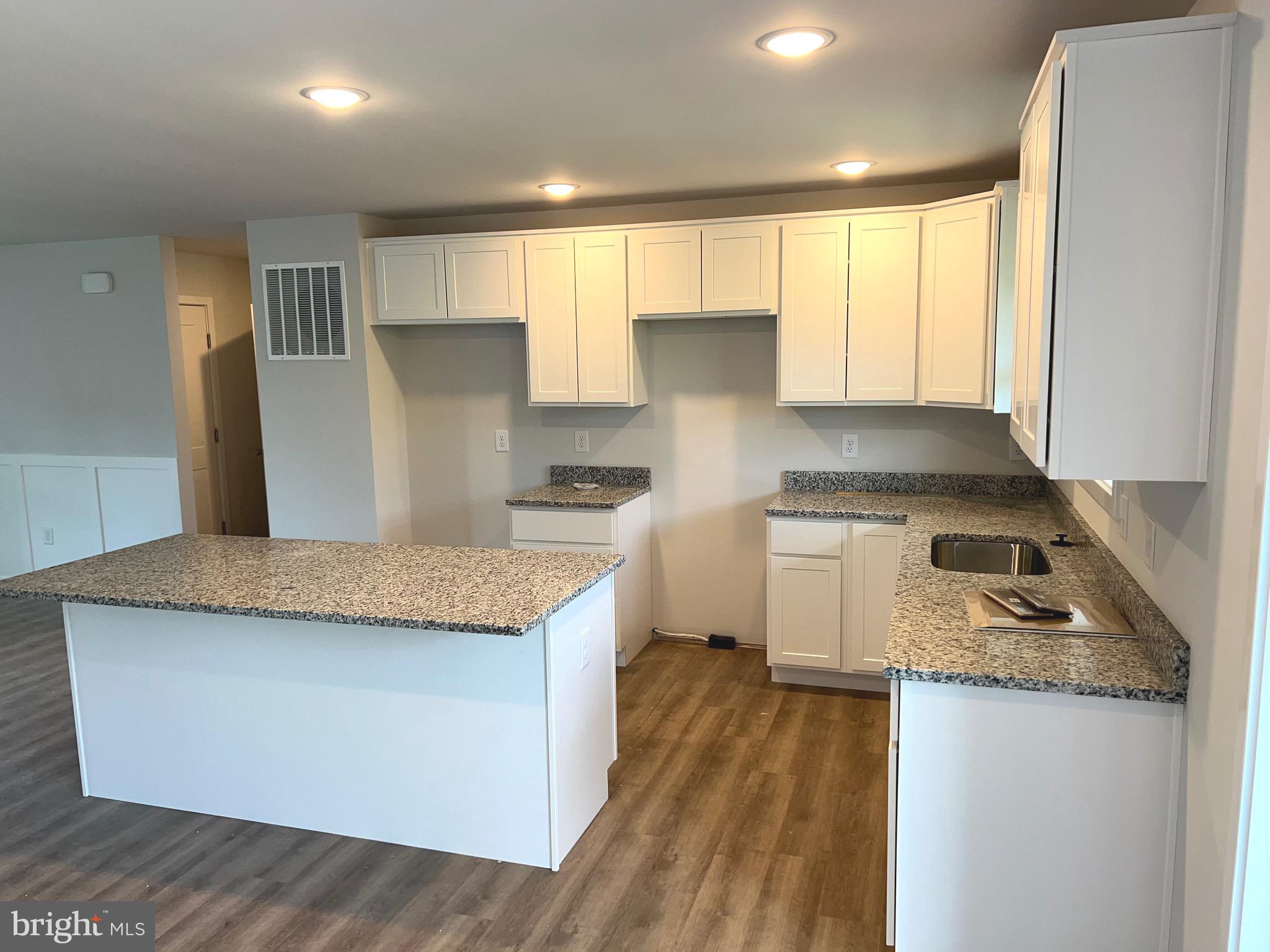 HARVEST GLEN - Residential