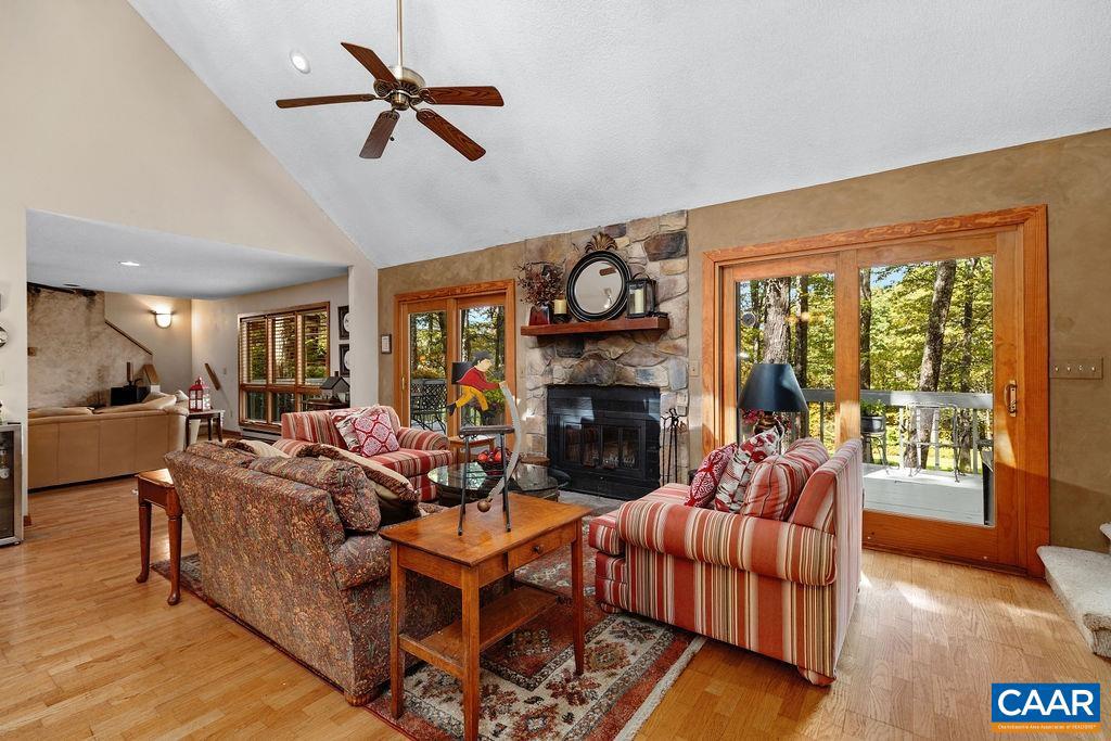 WINTERGREEN RESORT - Residential