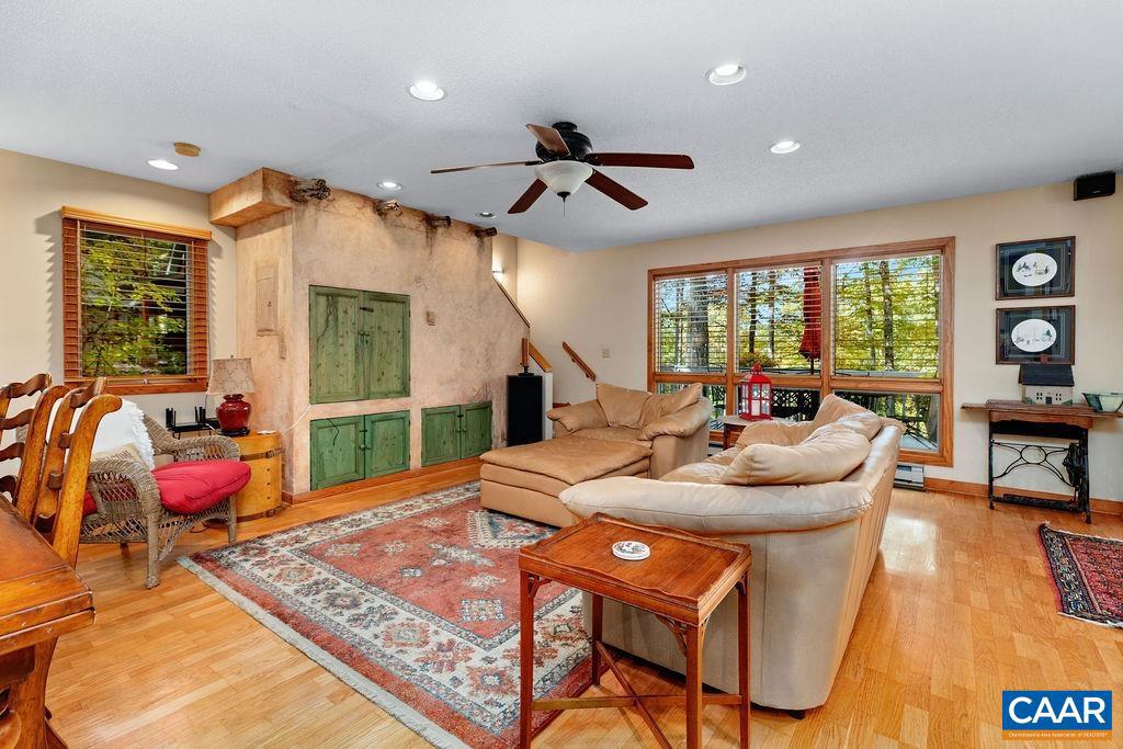 WINTERGREEN RESORT - Residential