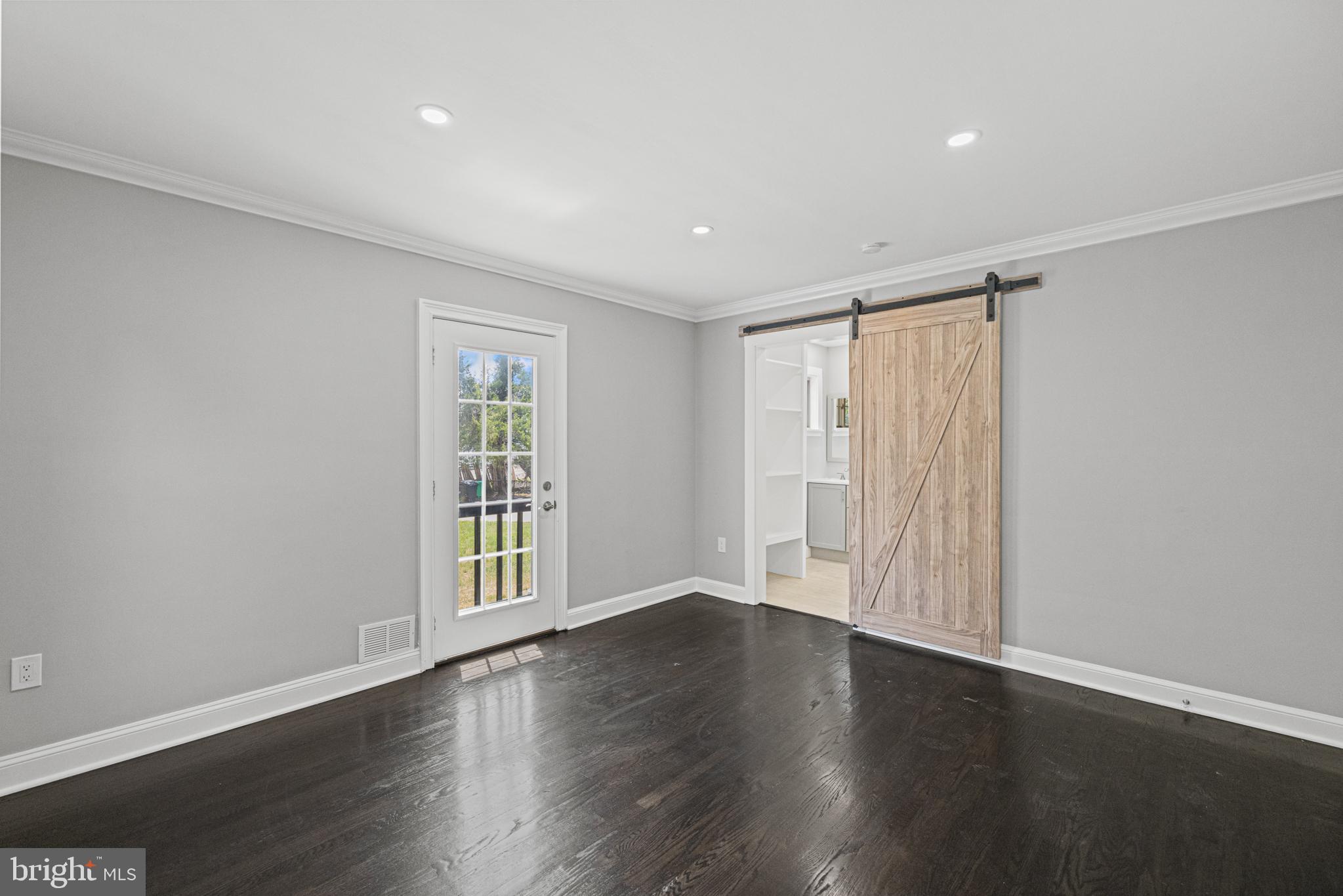 FLEISCHMAN VILLAGE - Residential