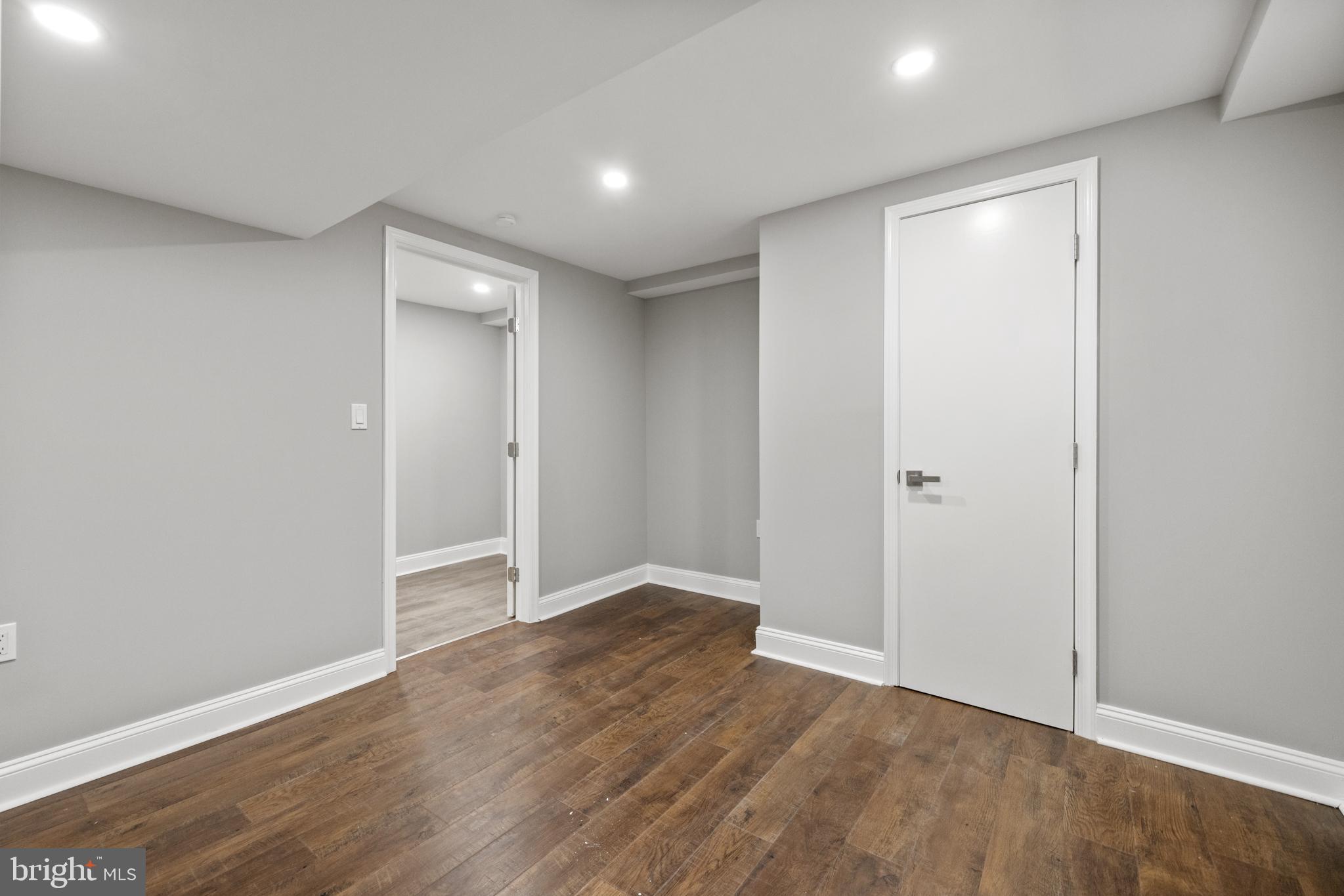 FLEISCHMAN VILLAGE - Residential