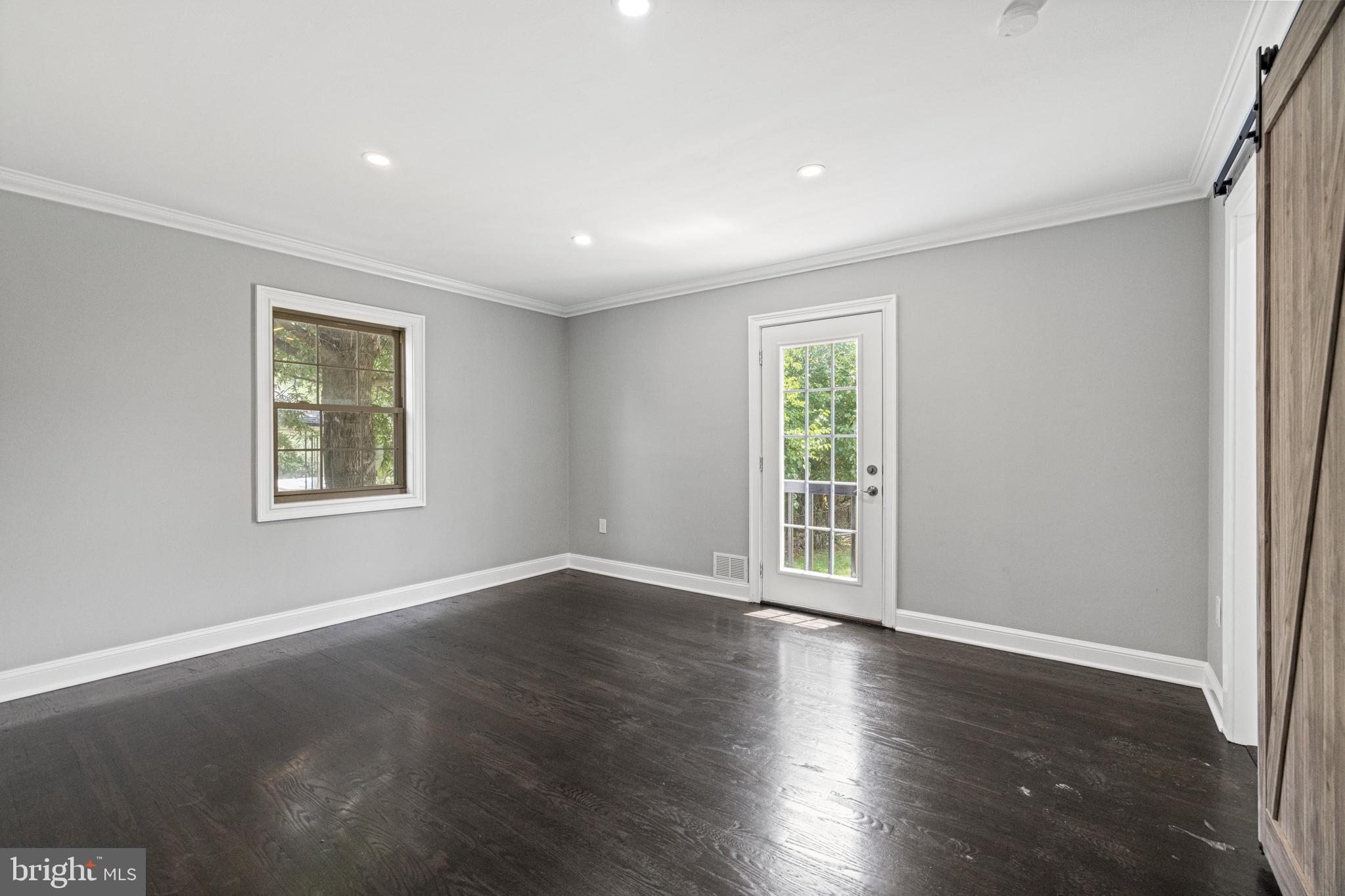 FLEISCHMAN VILLAGE - Residential