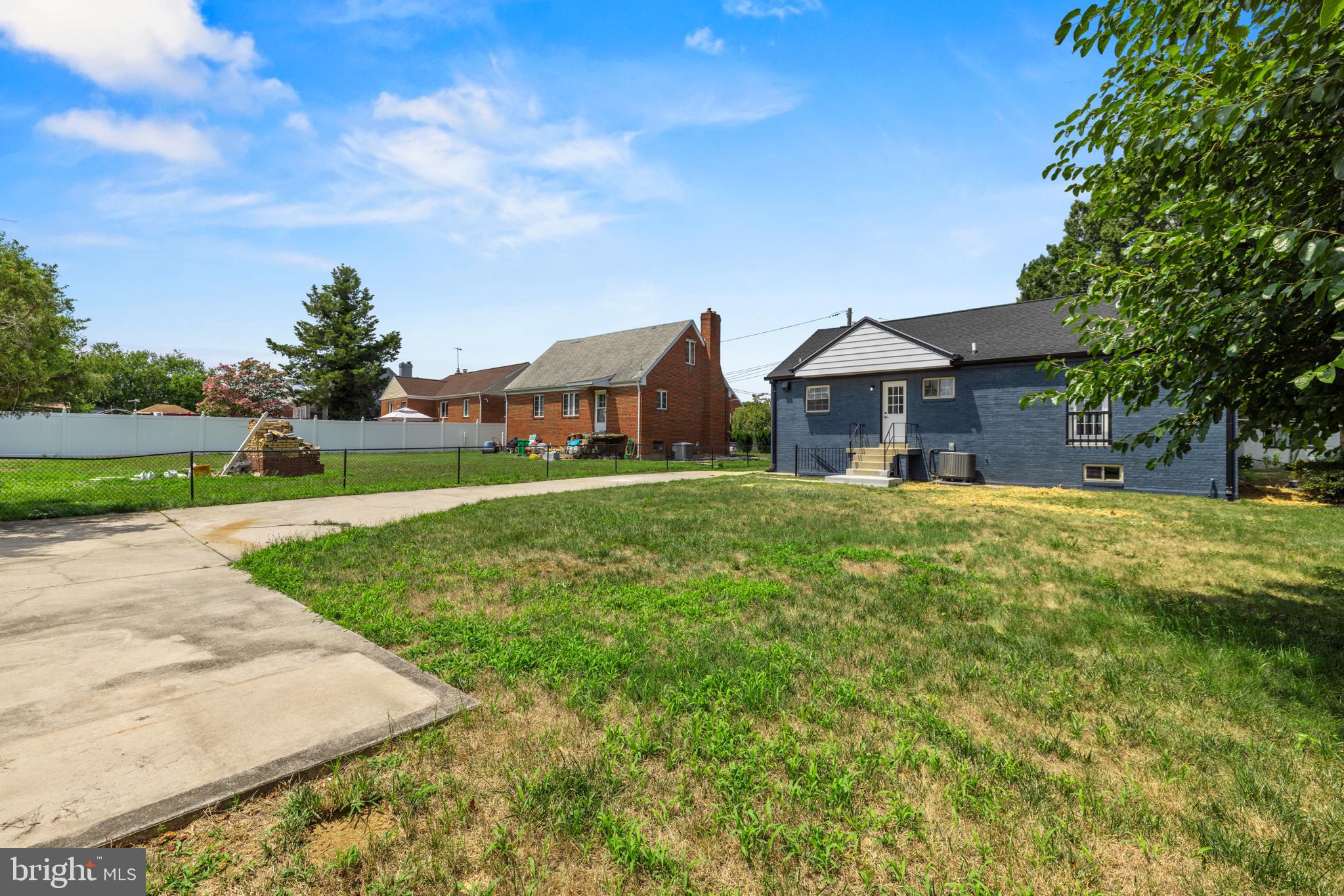 FLEISCHMAN VILLAGE - Residential