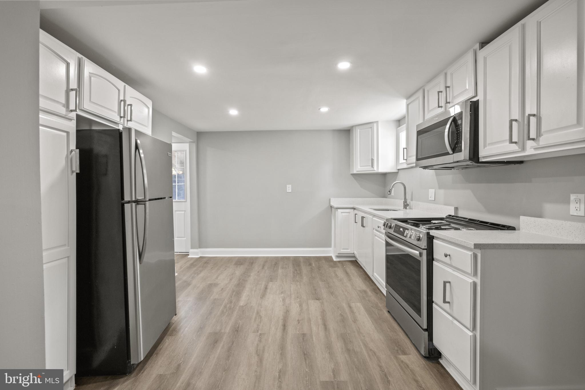 FLEISCHMAN VILLAGE - Residential