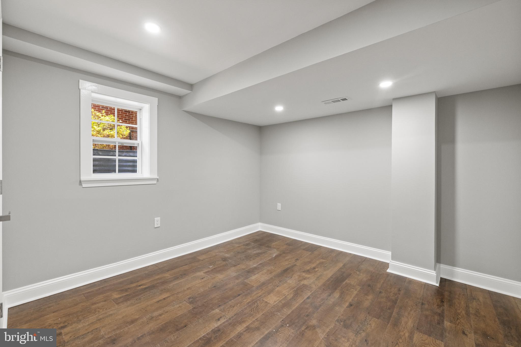 FLEISCHMAN VILLAGE - Residential