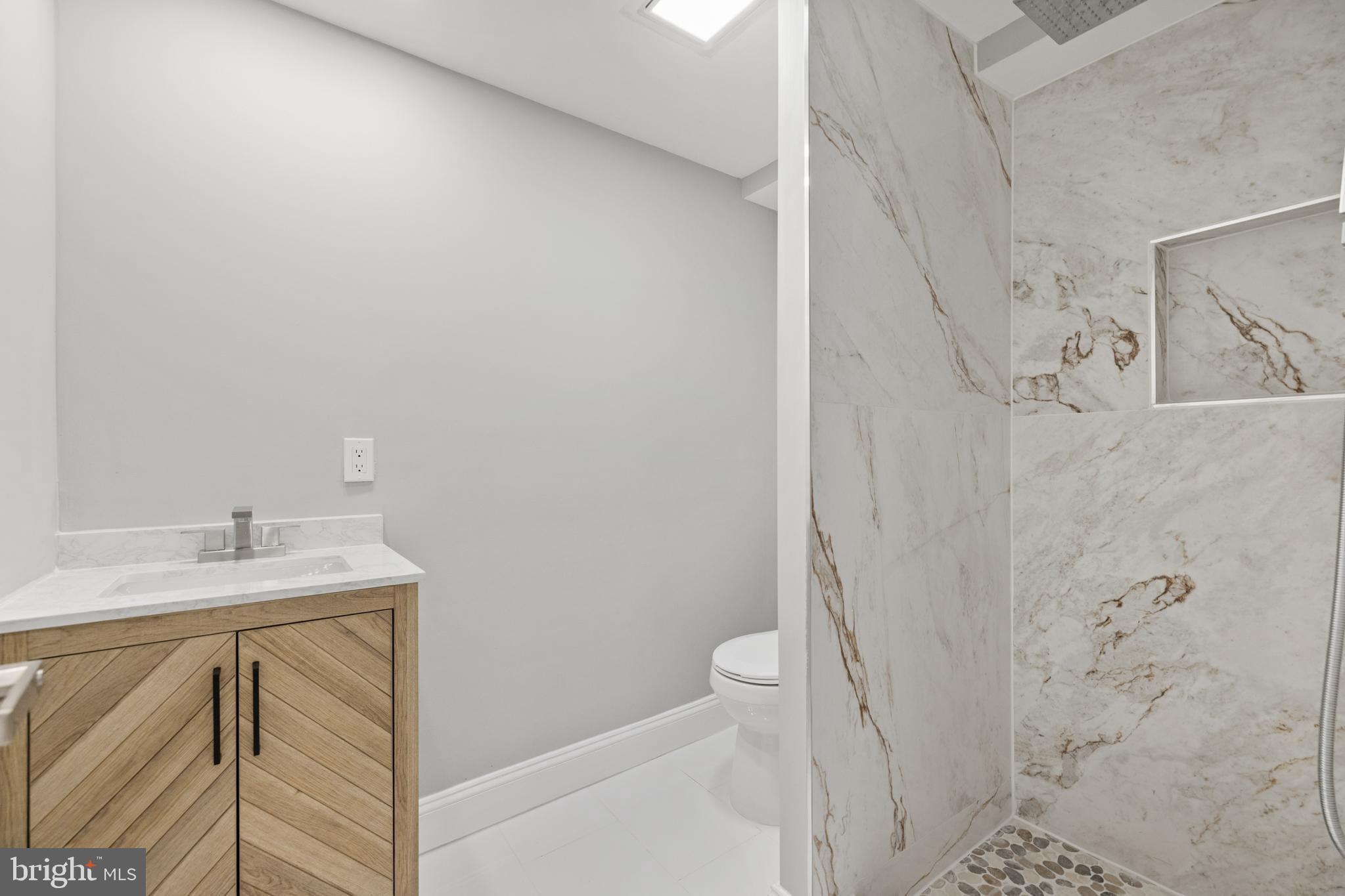 FLEISCHMAN VILLAGE - Residential