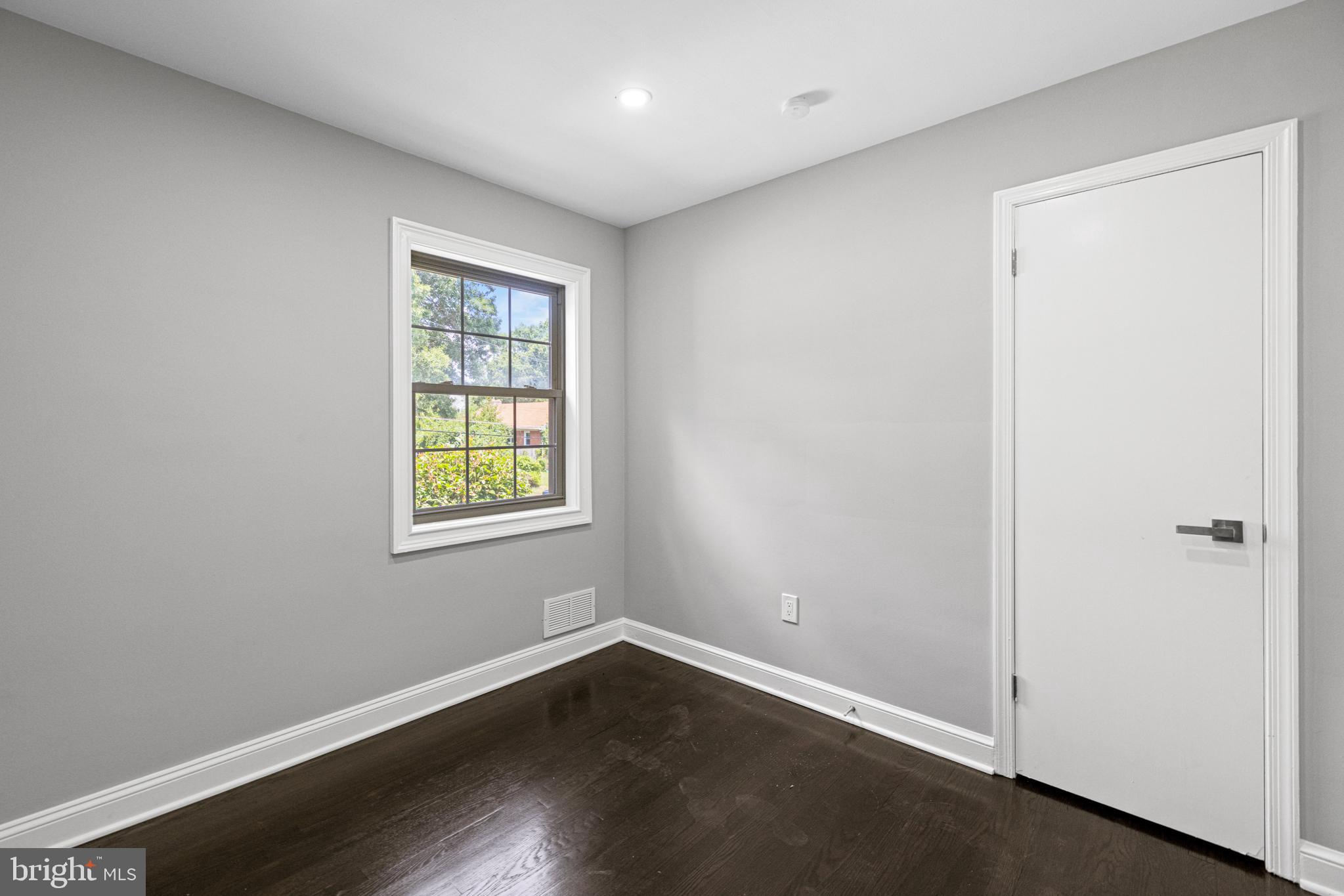 FLEISCHMAN VILLAGE - Residential