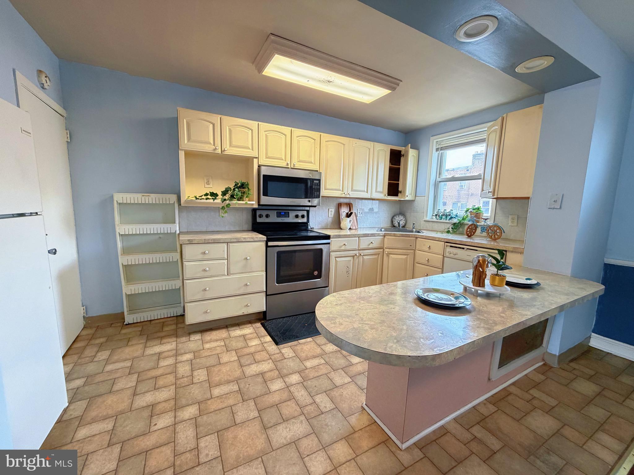 MAYFAIR - Residential