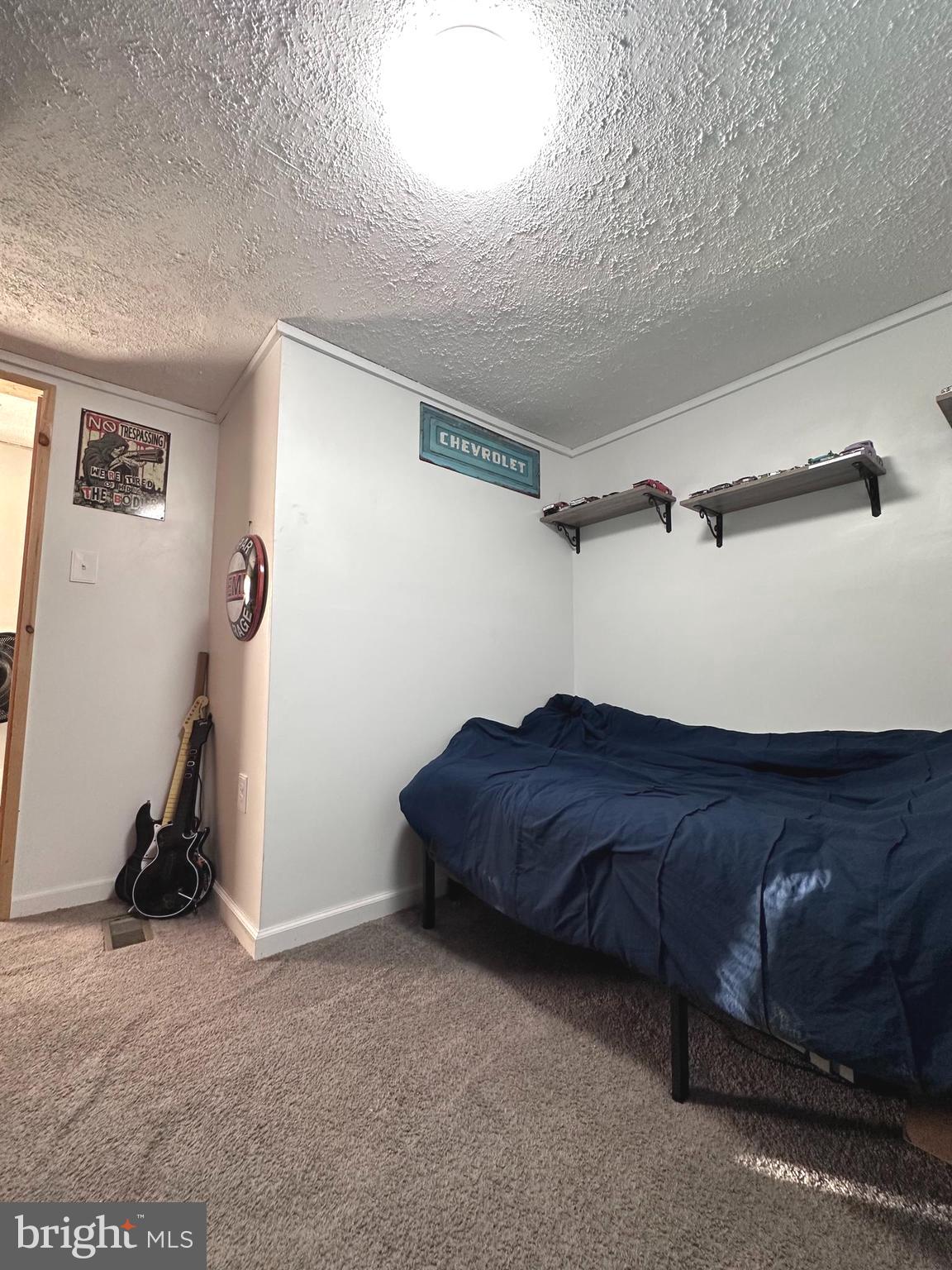 SHERMAN ESTATES - Residential