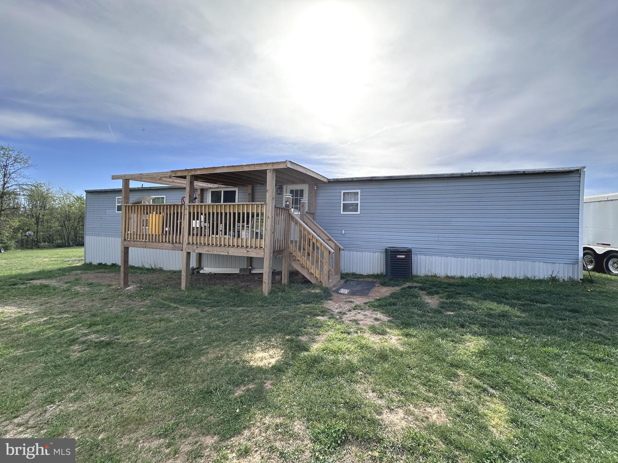 SHERMAN ESTATES - Residential