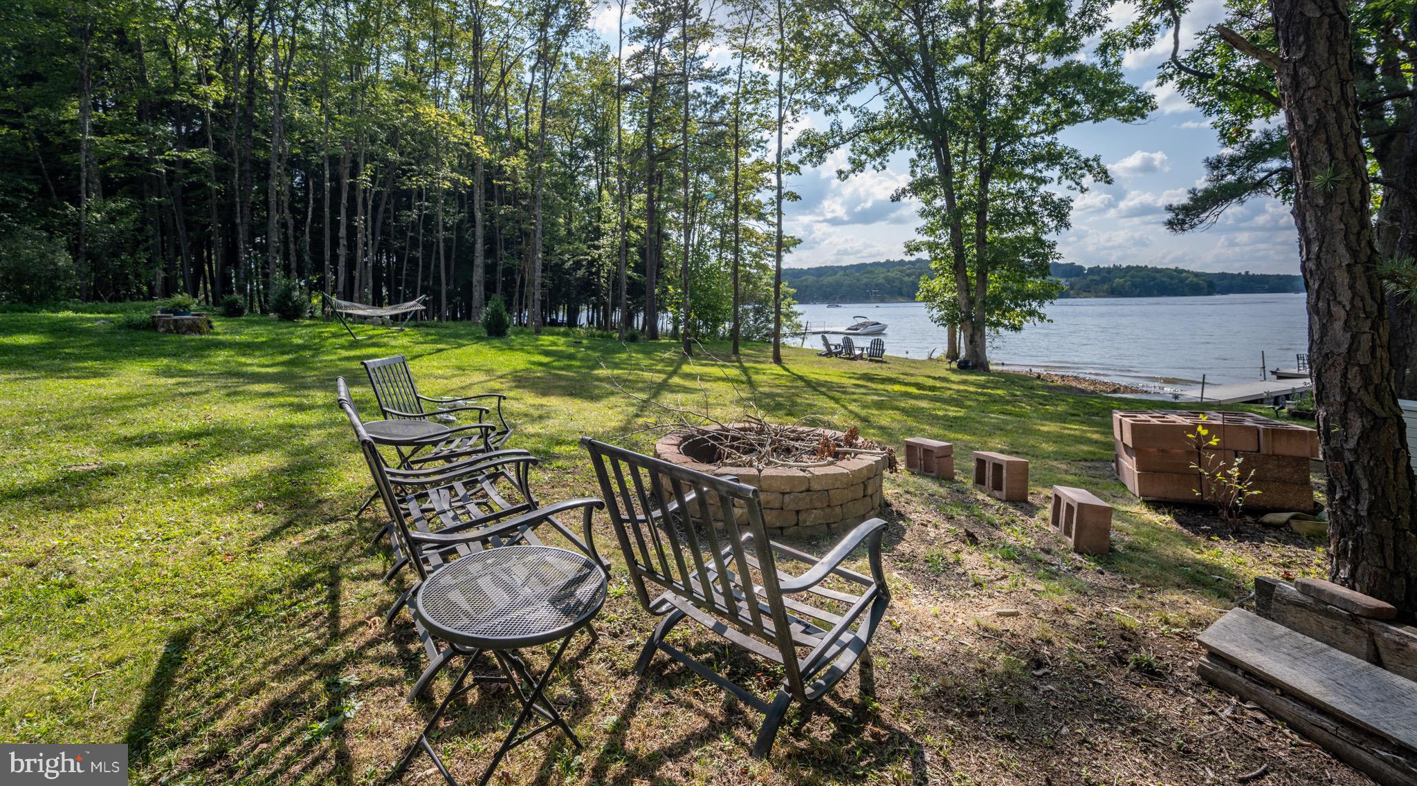 TURKEY NECK - Residential