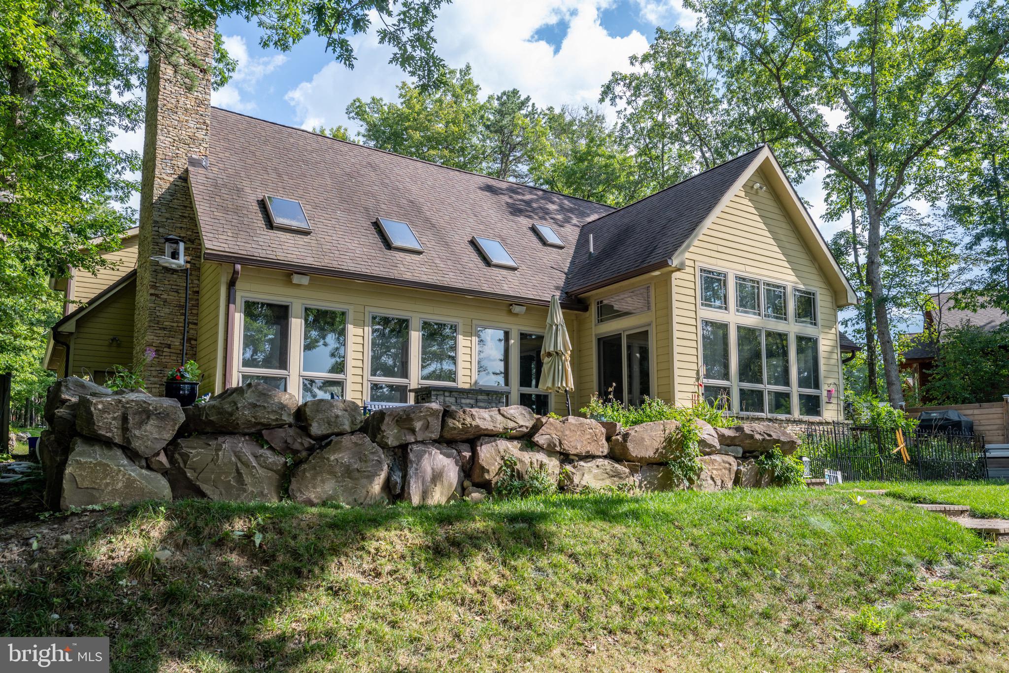 TURKEY NECK - Residential