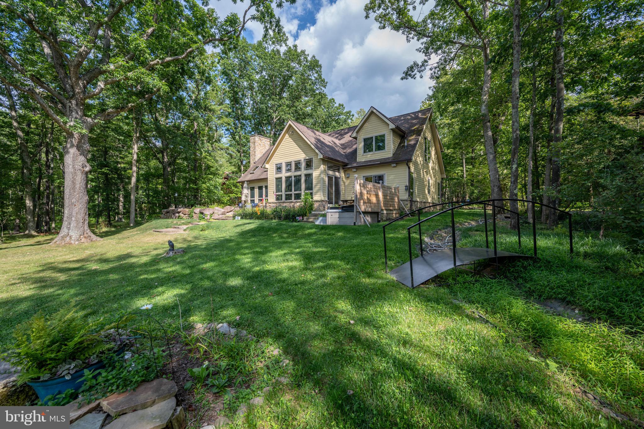 TURKEY NECK - Residential