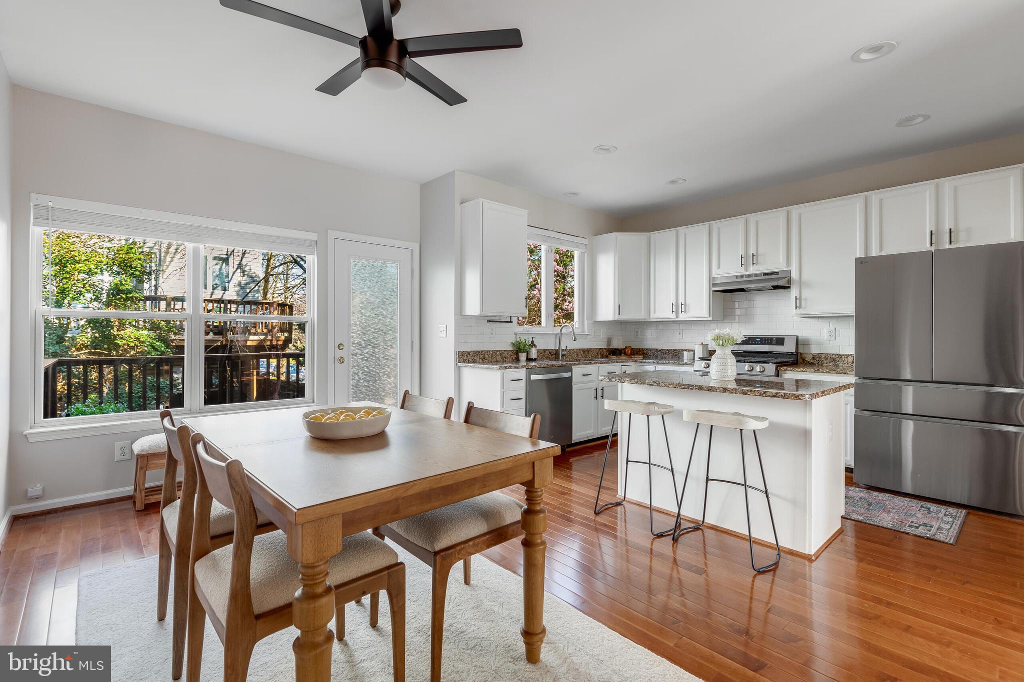 2526 JAMES MONROE CIRCLE