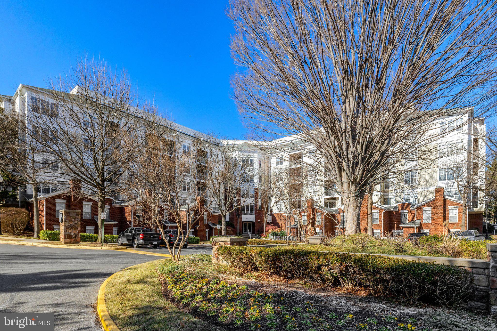 LILLIAN COURT AT TYSONS - Residential