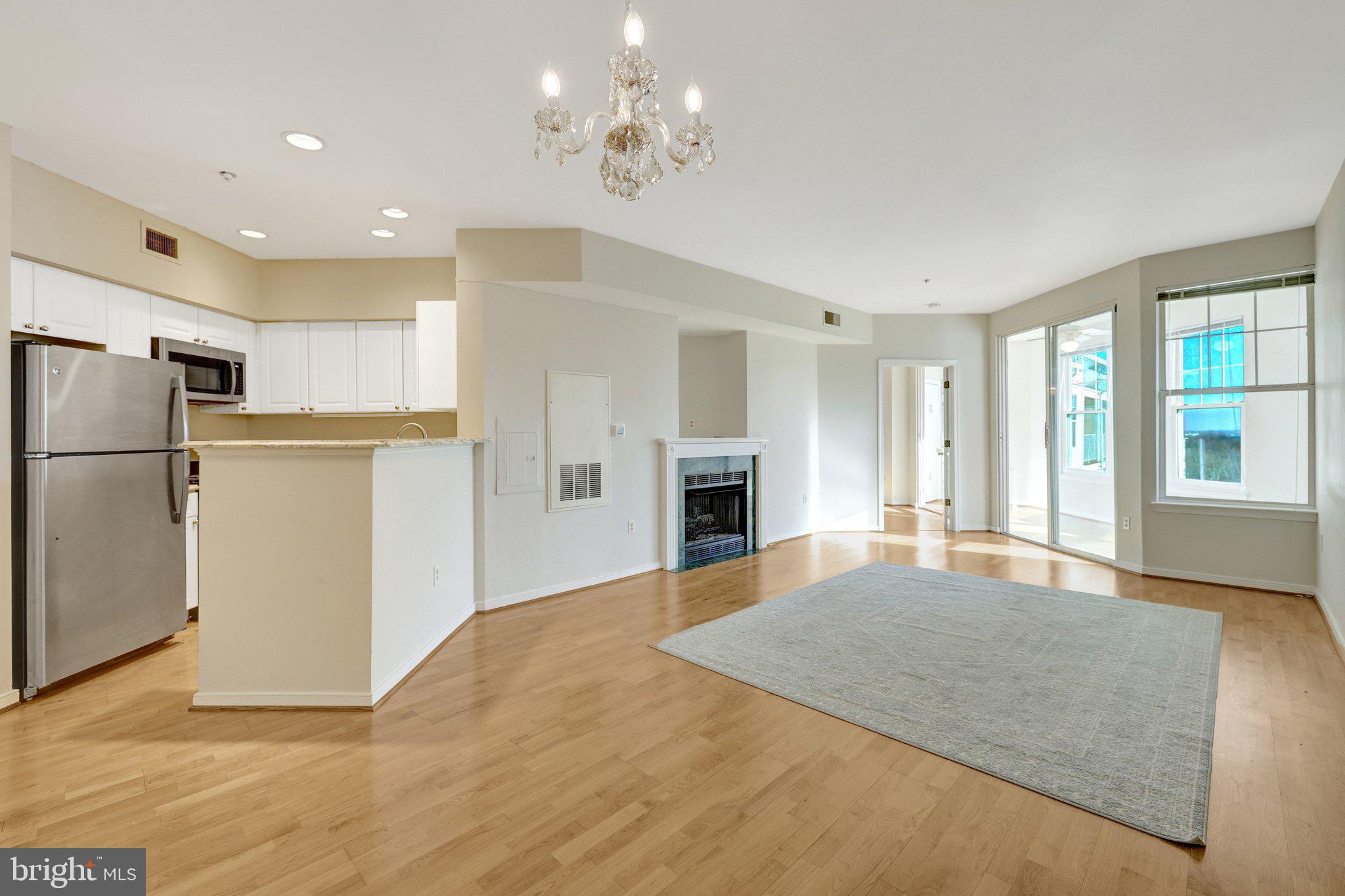 LILLIAN COURT AT TYSONS - Residential