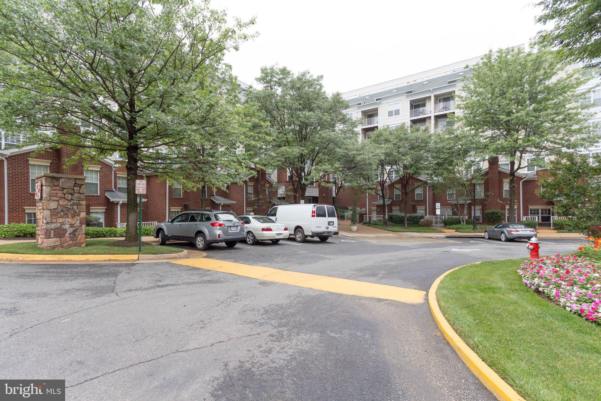 LILLIAN COURT AT TYSONS - Residential