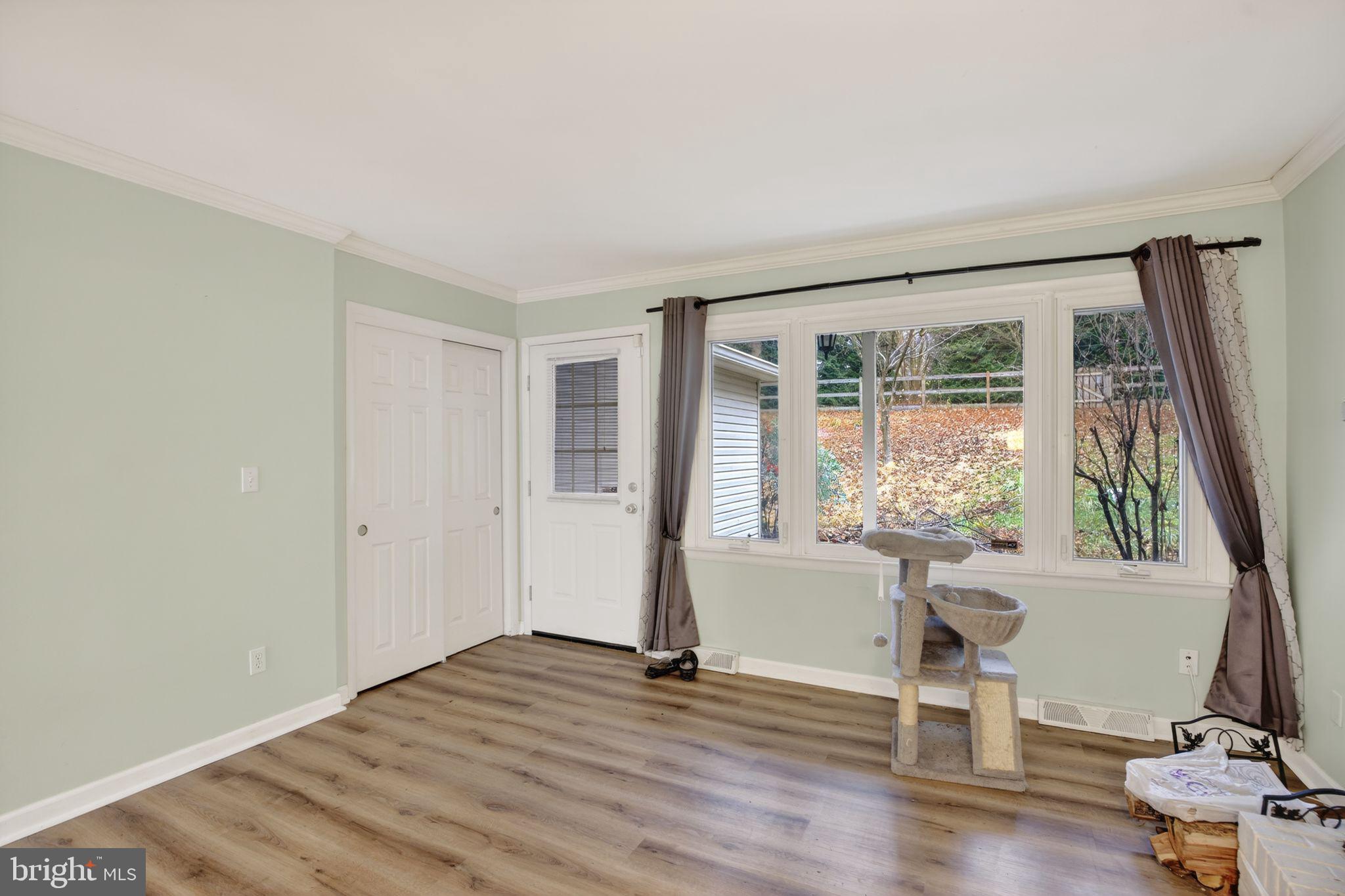 VALE HILLS - Residential