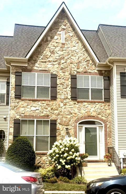 Townhouse For Sale - 2506 Island Grove Boulevard<br/> FREDERICK, MD 21701
