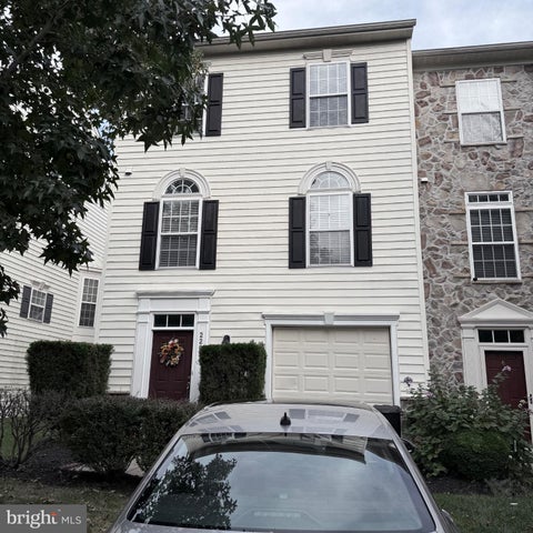 Townhouse For Sale - 2209 Barnet Court<br/> Howard County, WOODSTOCK, MD 21163