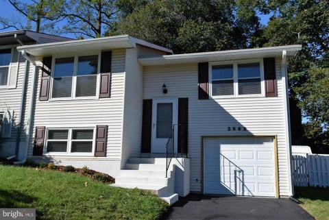 Townhouse For Rent - 2662 April Dawn Way<br/> GAMBRILLS, MD 21054