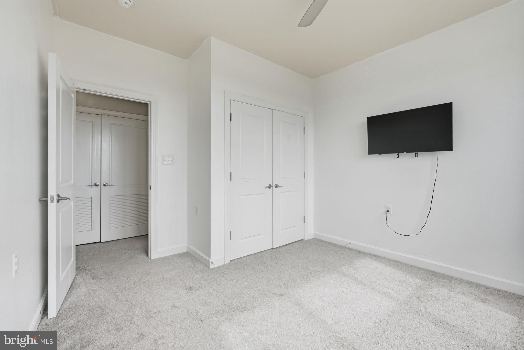 CASCADES - Residential Lease