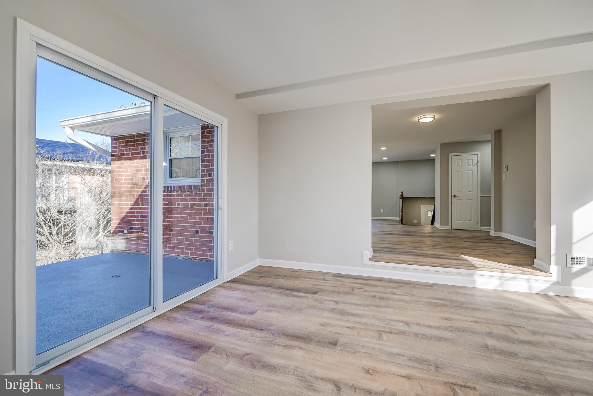 CALVERTON - Residential