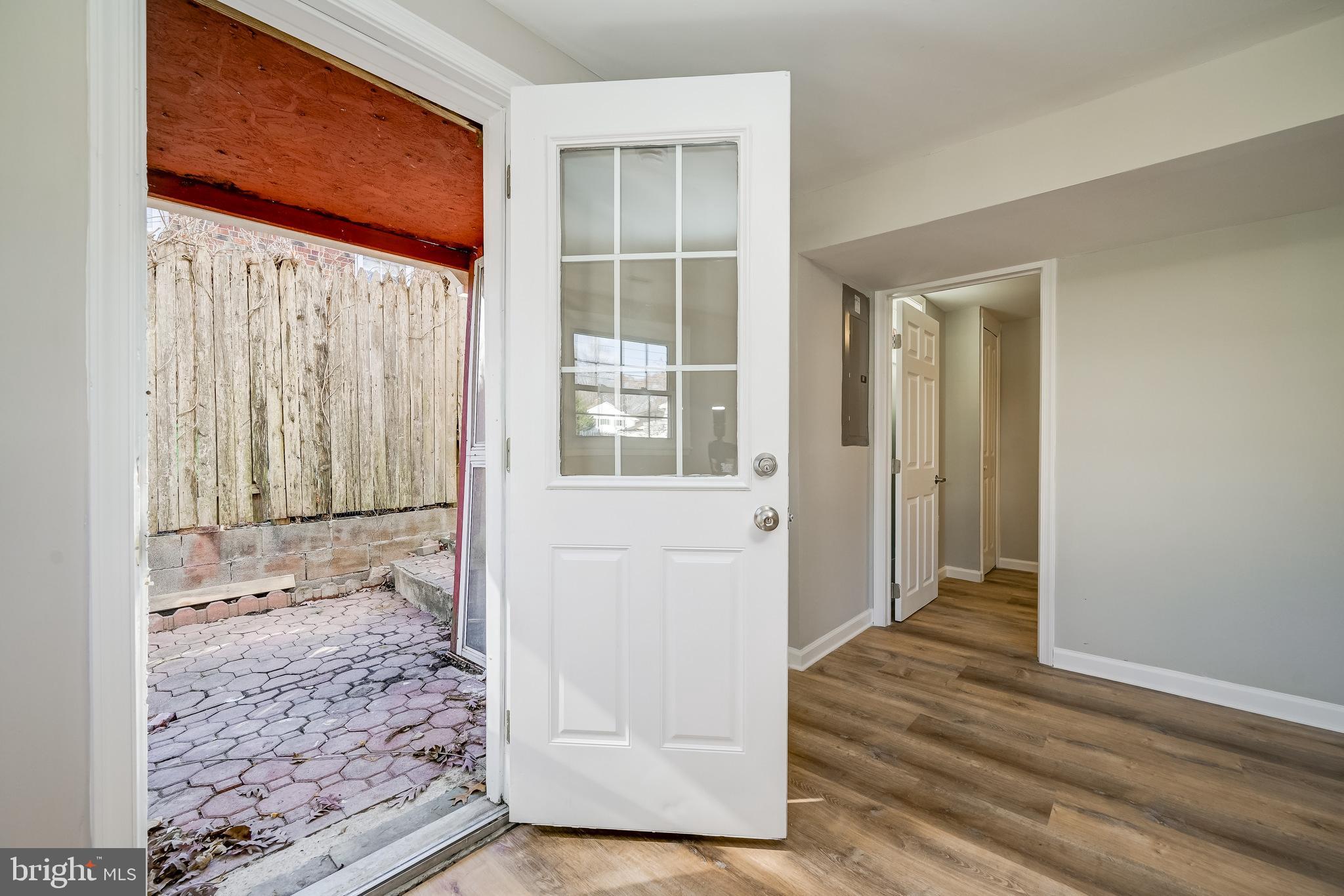 CALVERTON - Residential