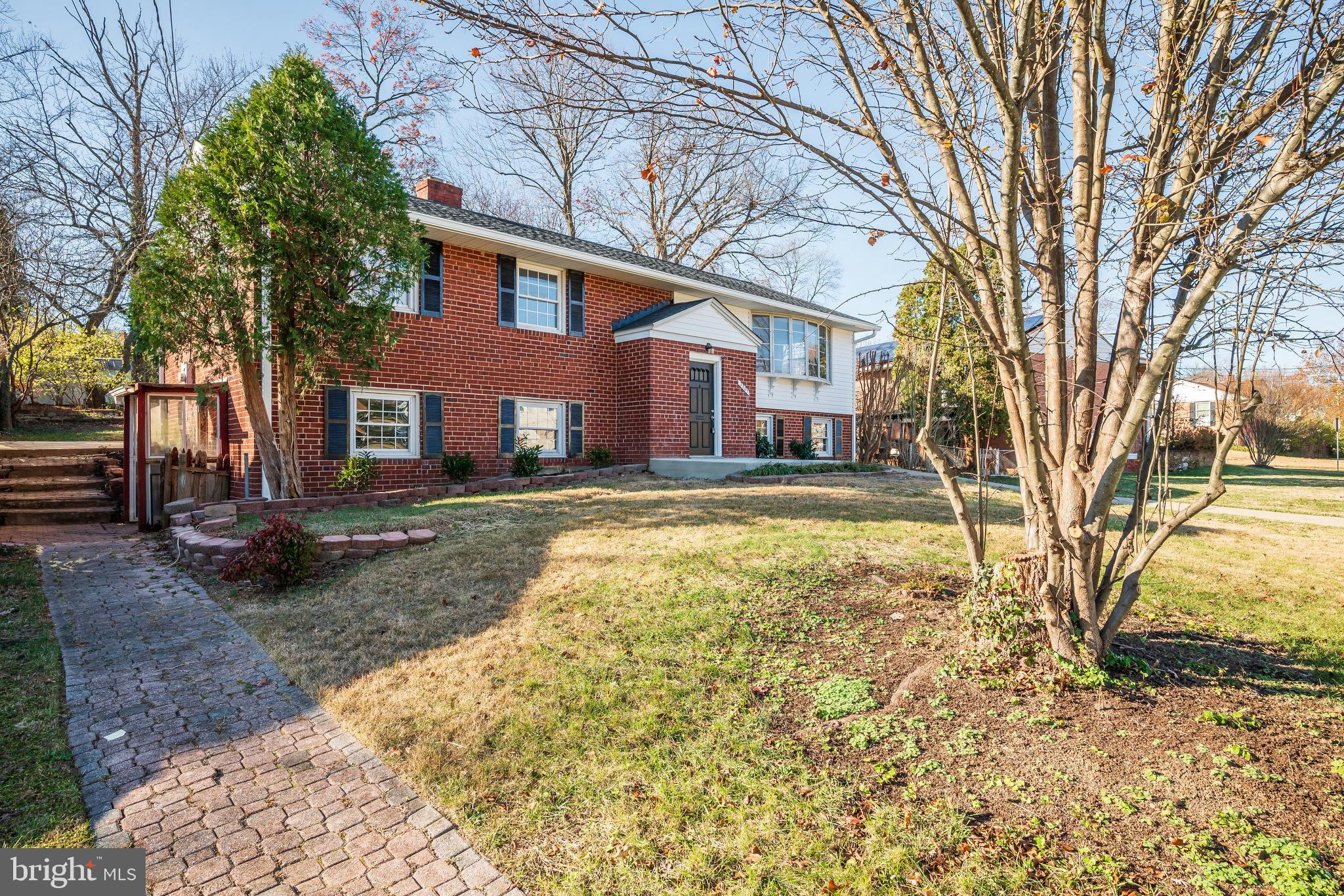 CALVERTON - Residential