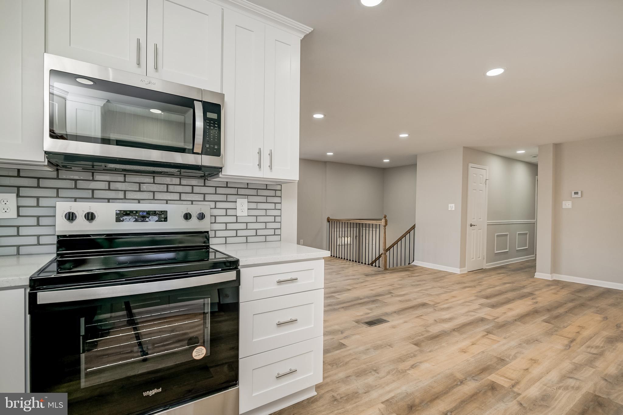 CALVERTON - Residential