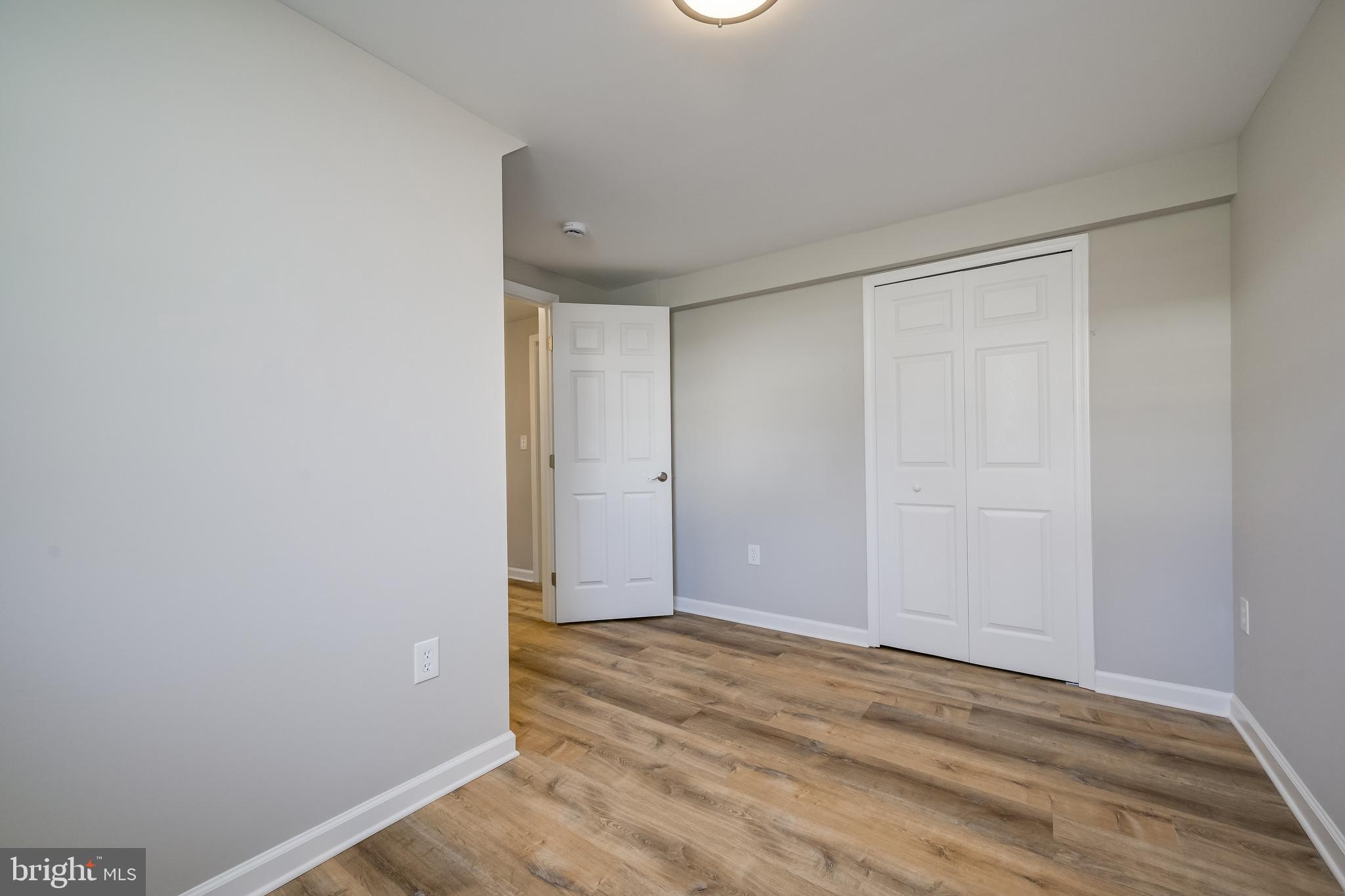 CALVERTON - Residential