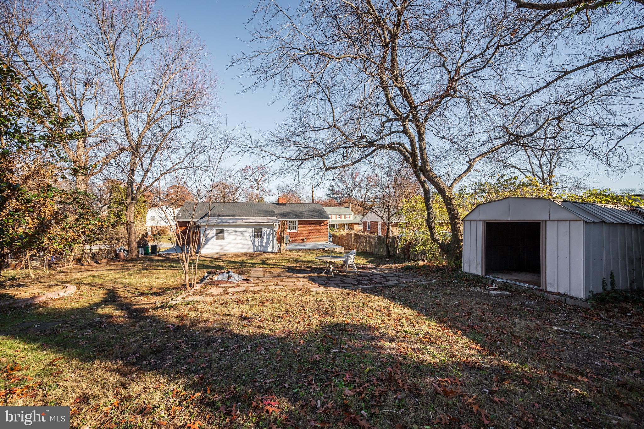 CALVERTON - Residential