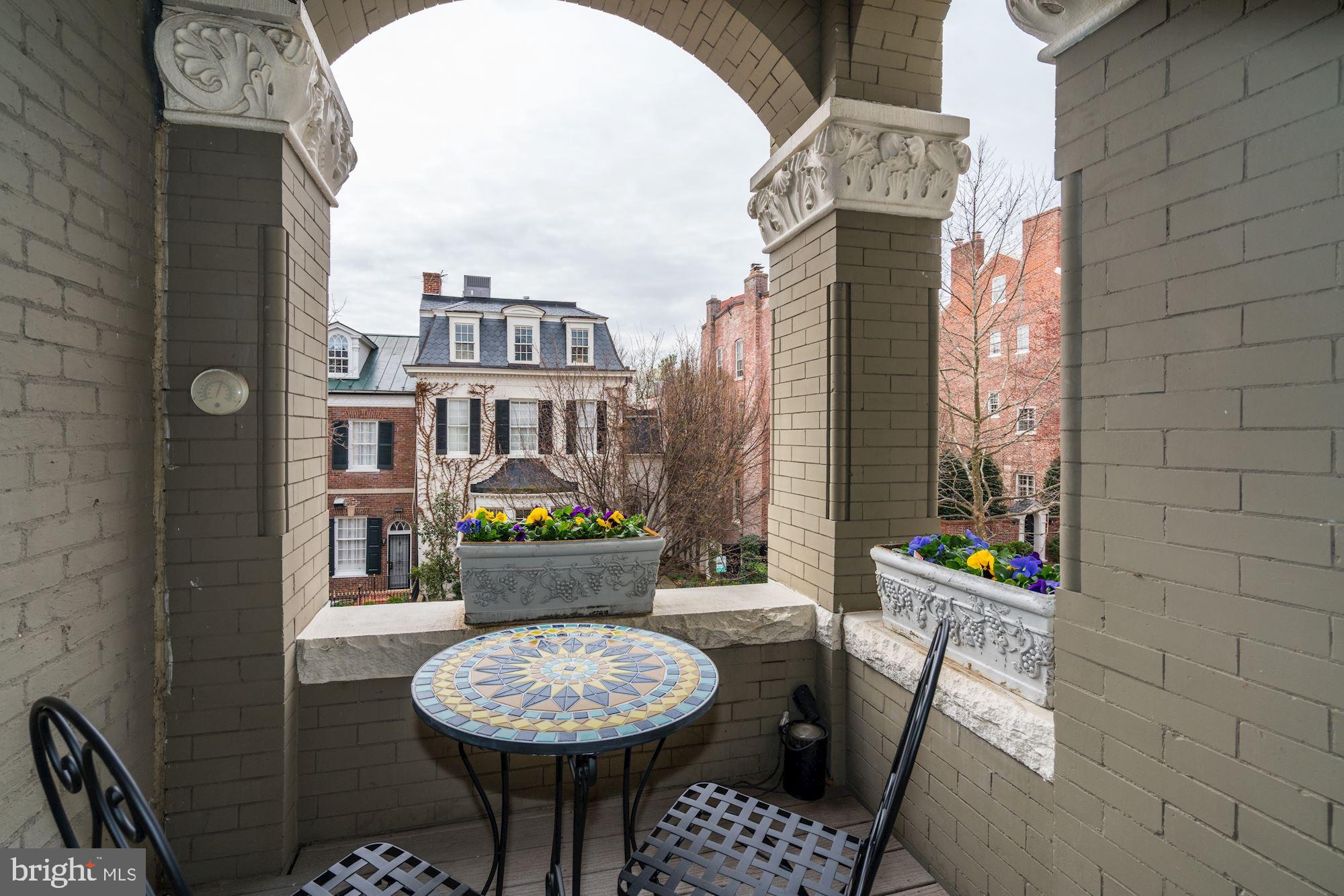 GEORGETOWN - Residential