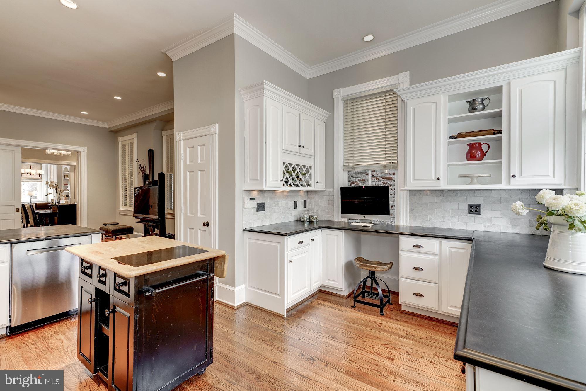 GEORGETOWN - Residential