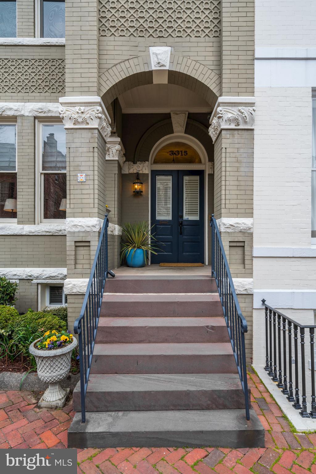 GEORGETOWN - Residential