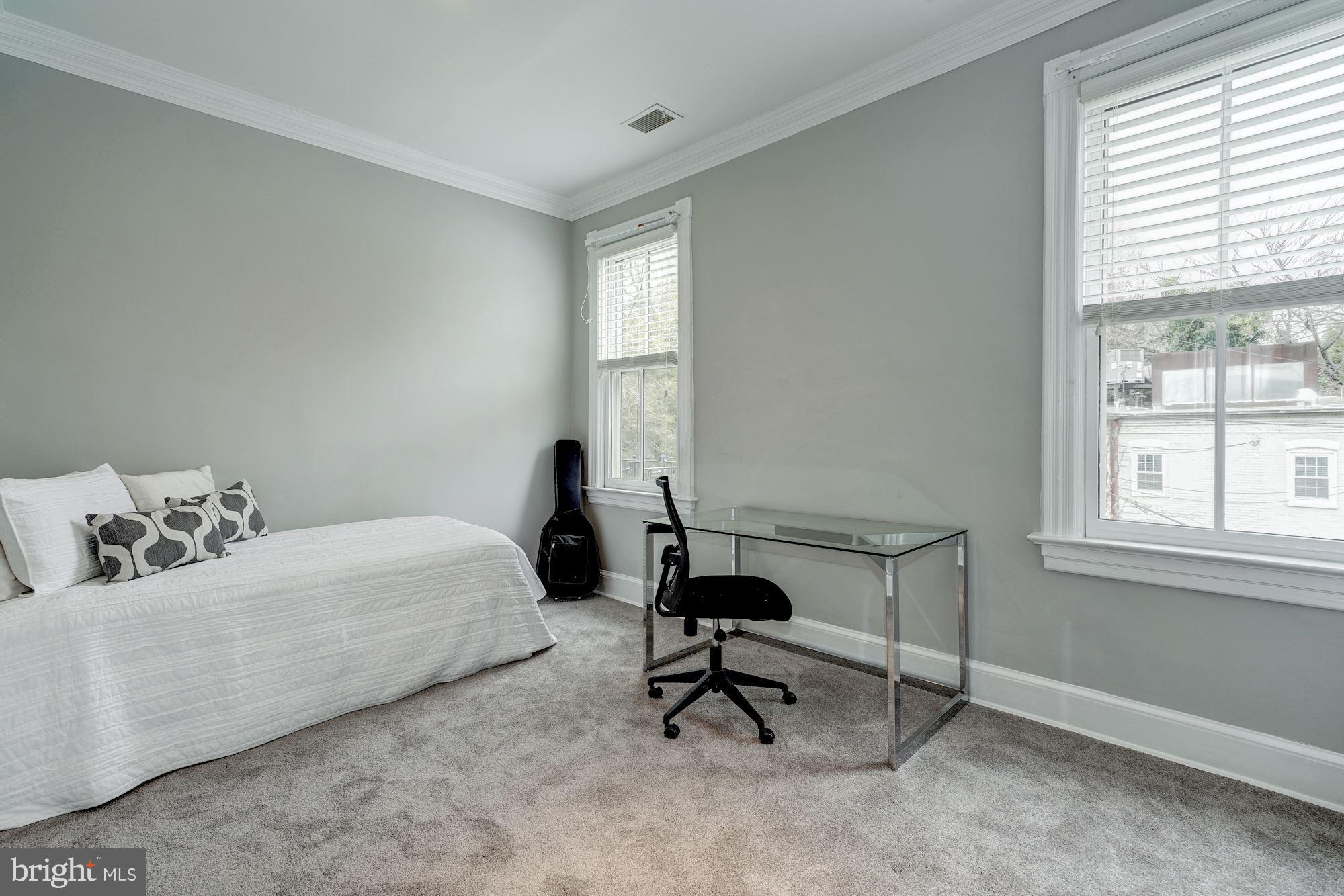 GEORGETOWN - Residential