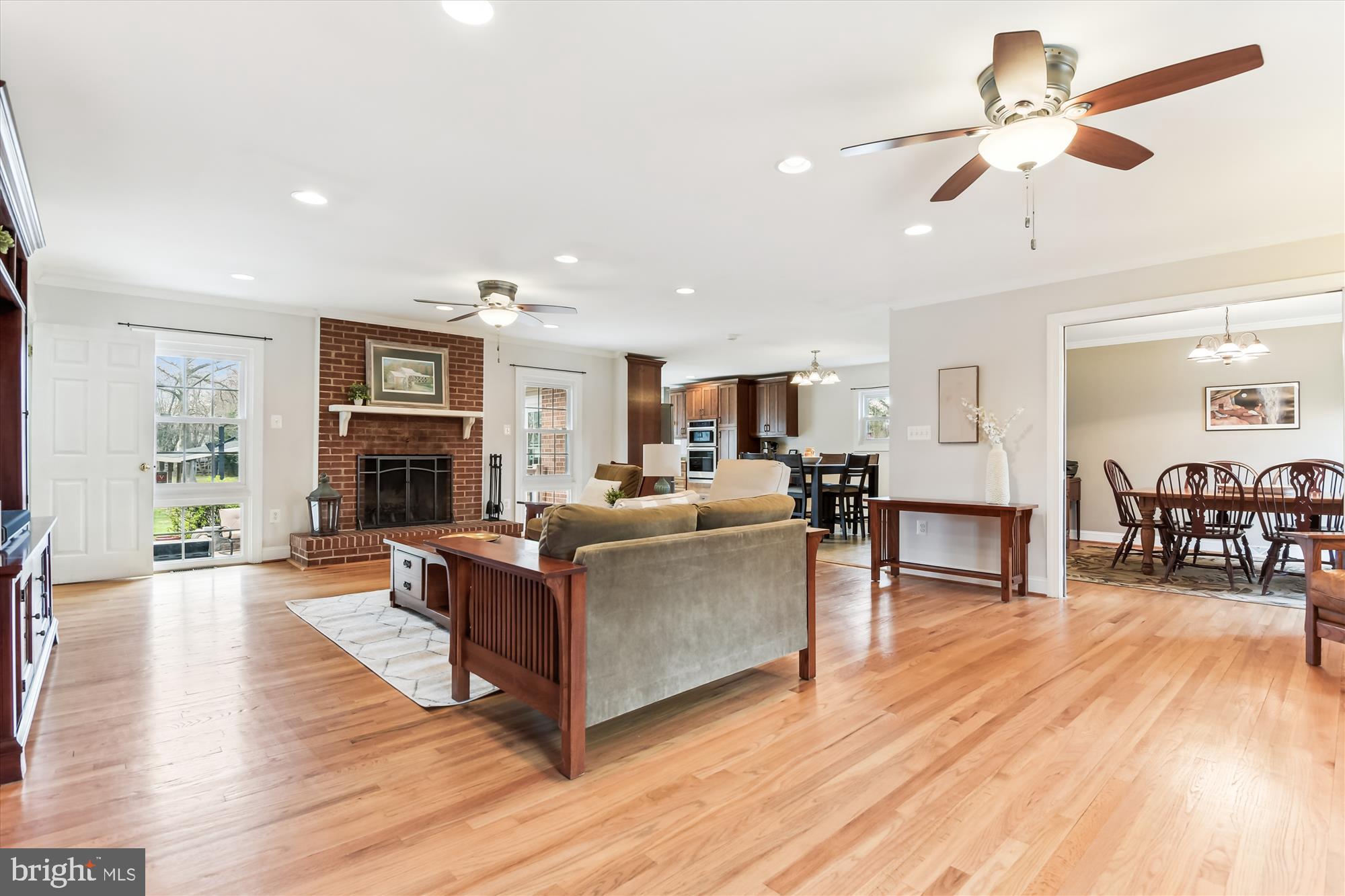 STONEWALL PARK - Residential