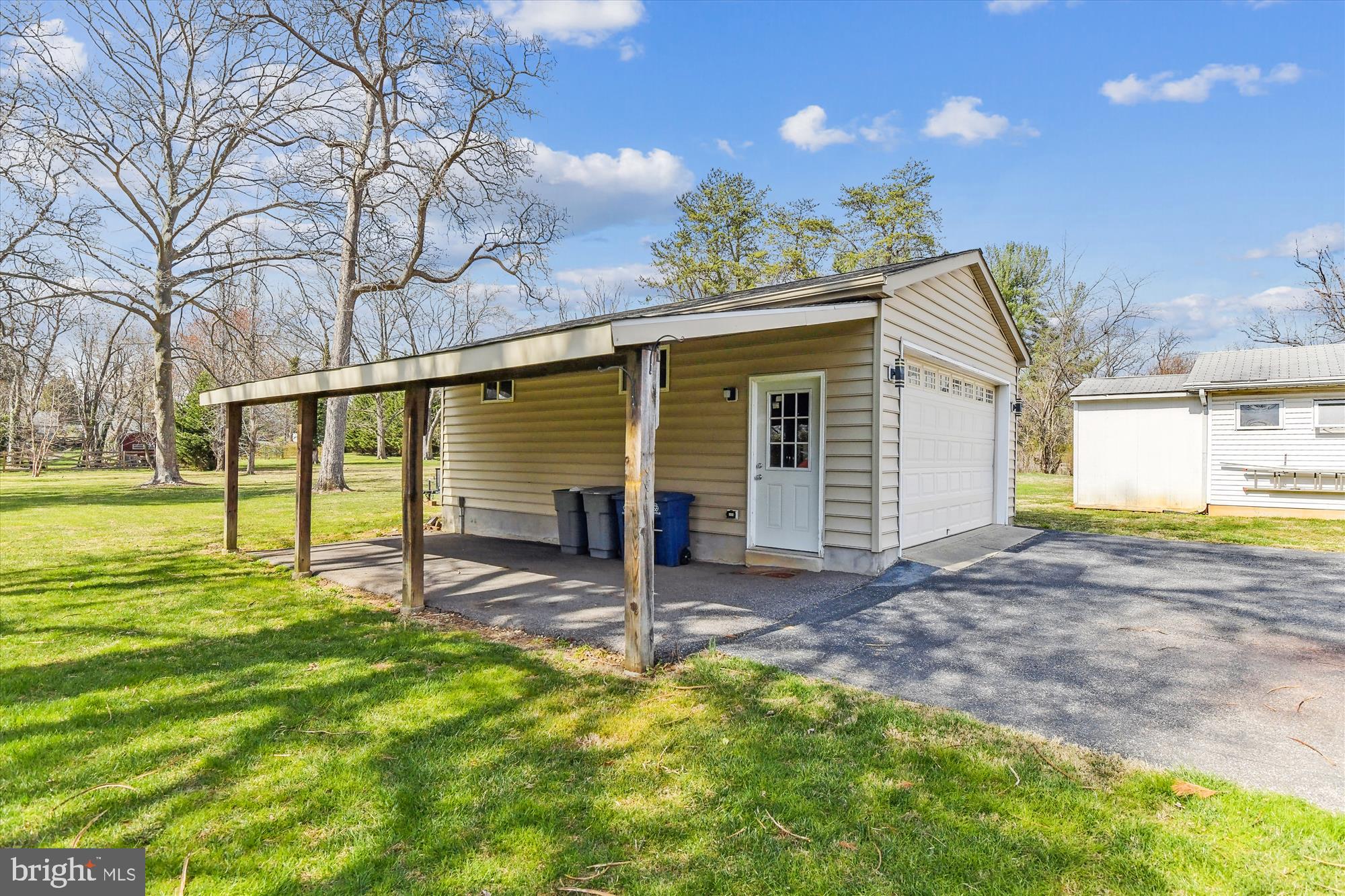 STONEWALL PARK - Residential