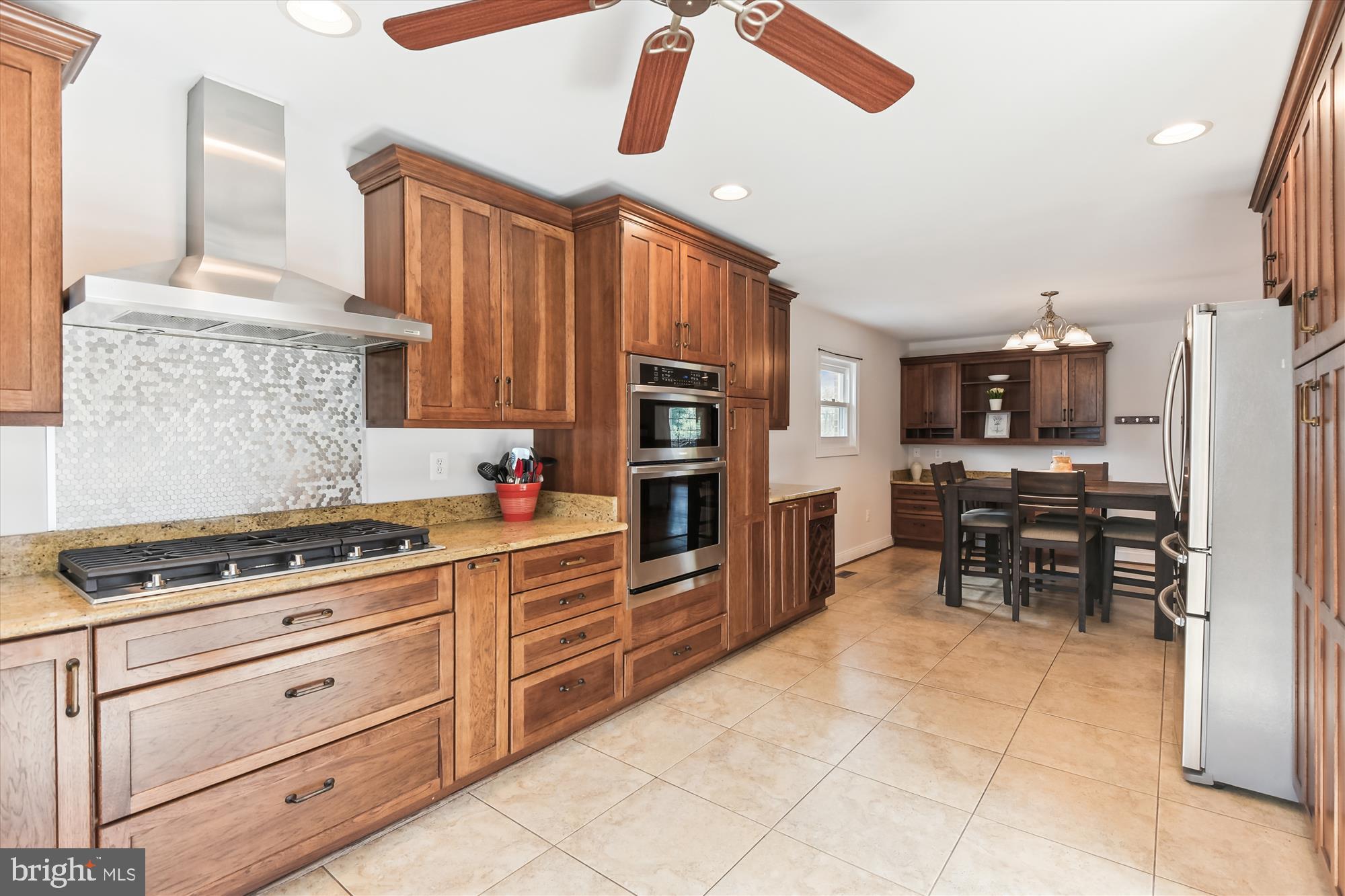 STONEWALL PARK - Residential