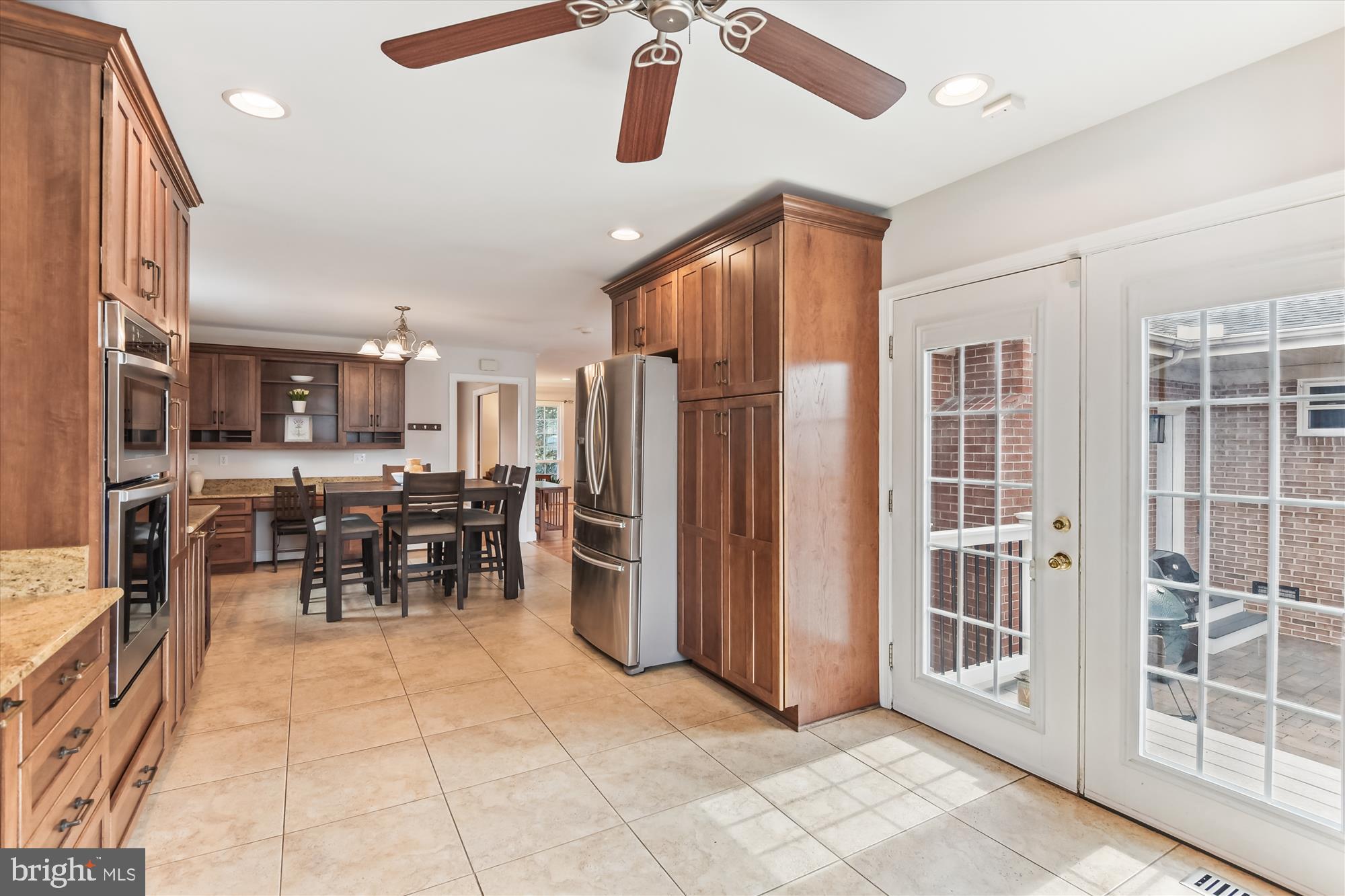 STONEWALL PARK - Residential